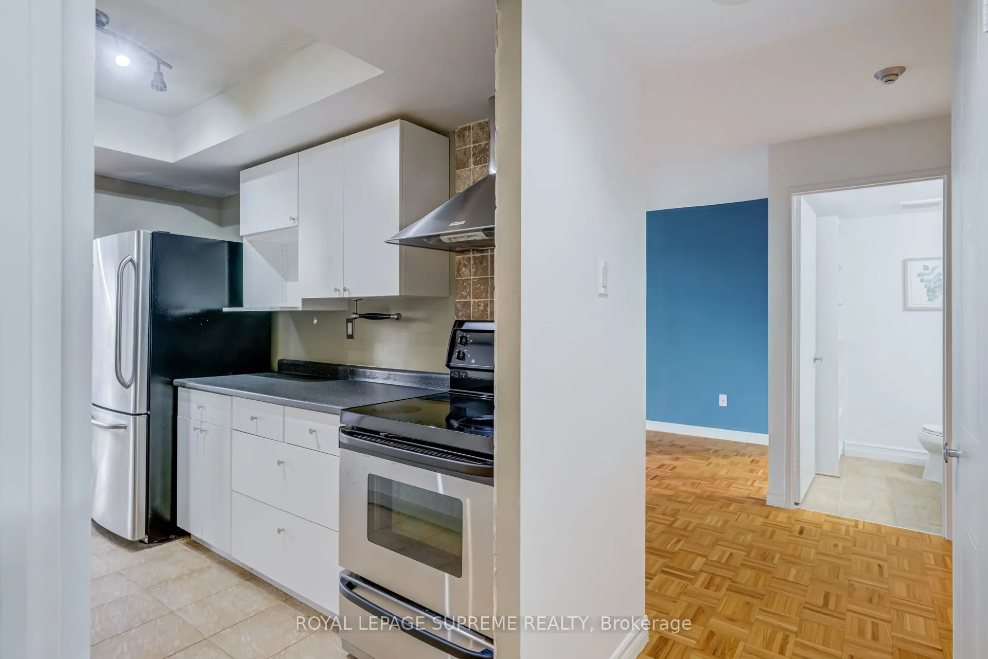 5 Kenneth Avenue #1804