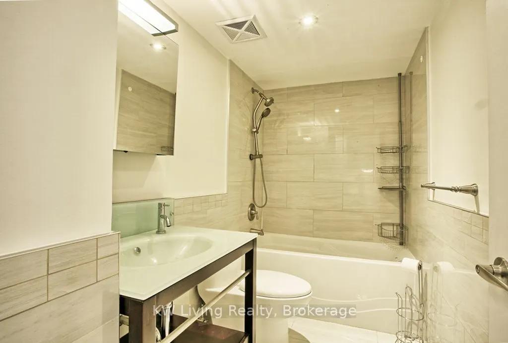 650 Sheppard Avenue E #PH13