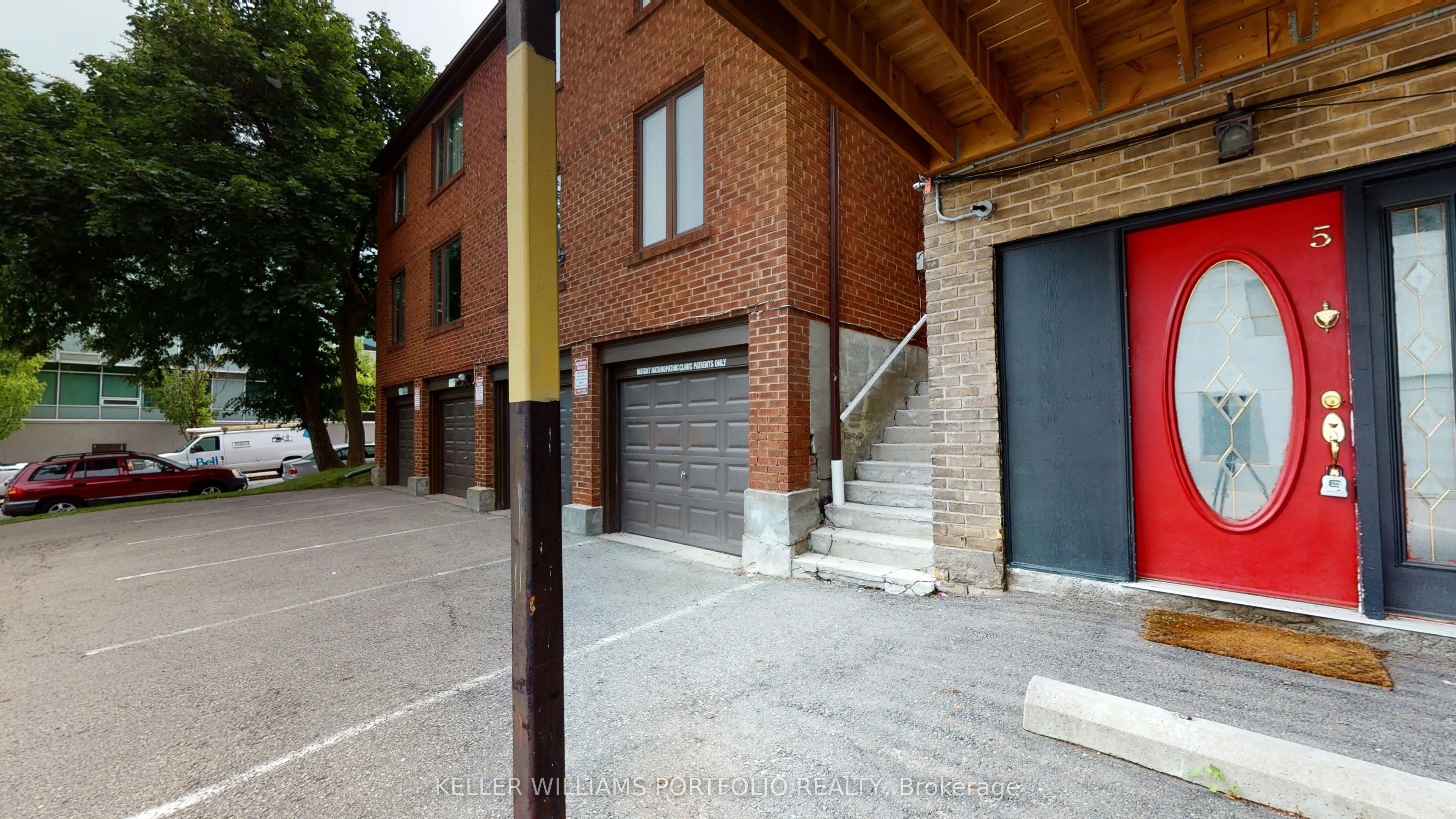 546 Eglinton Avenue E #5