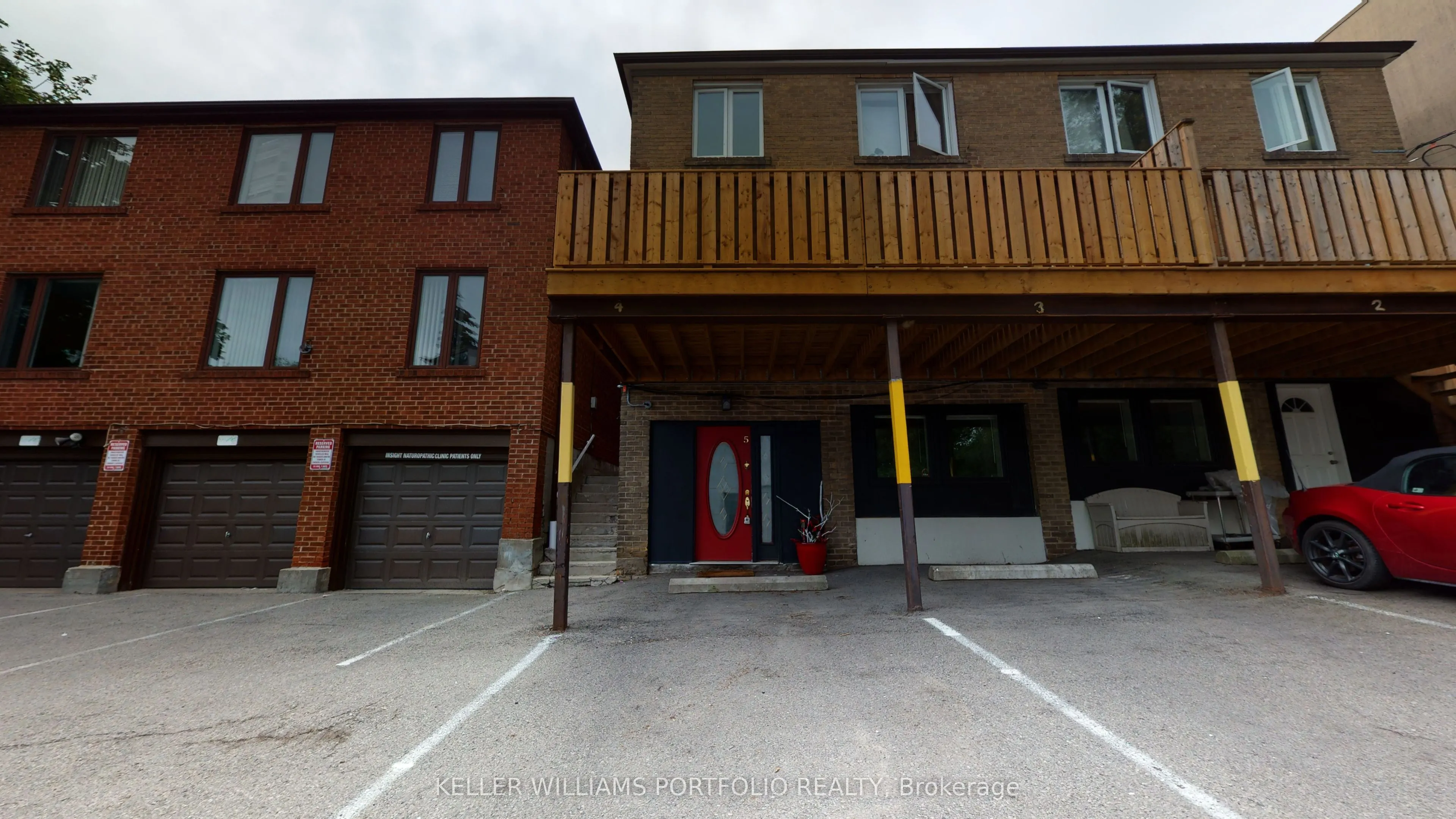 546 Eglinton Avenue E #5