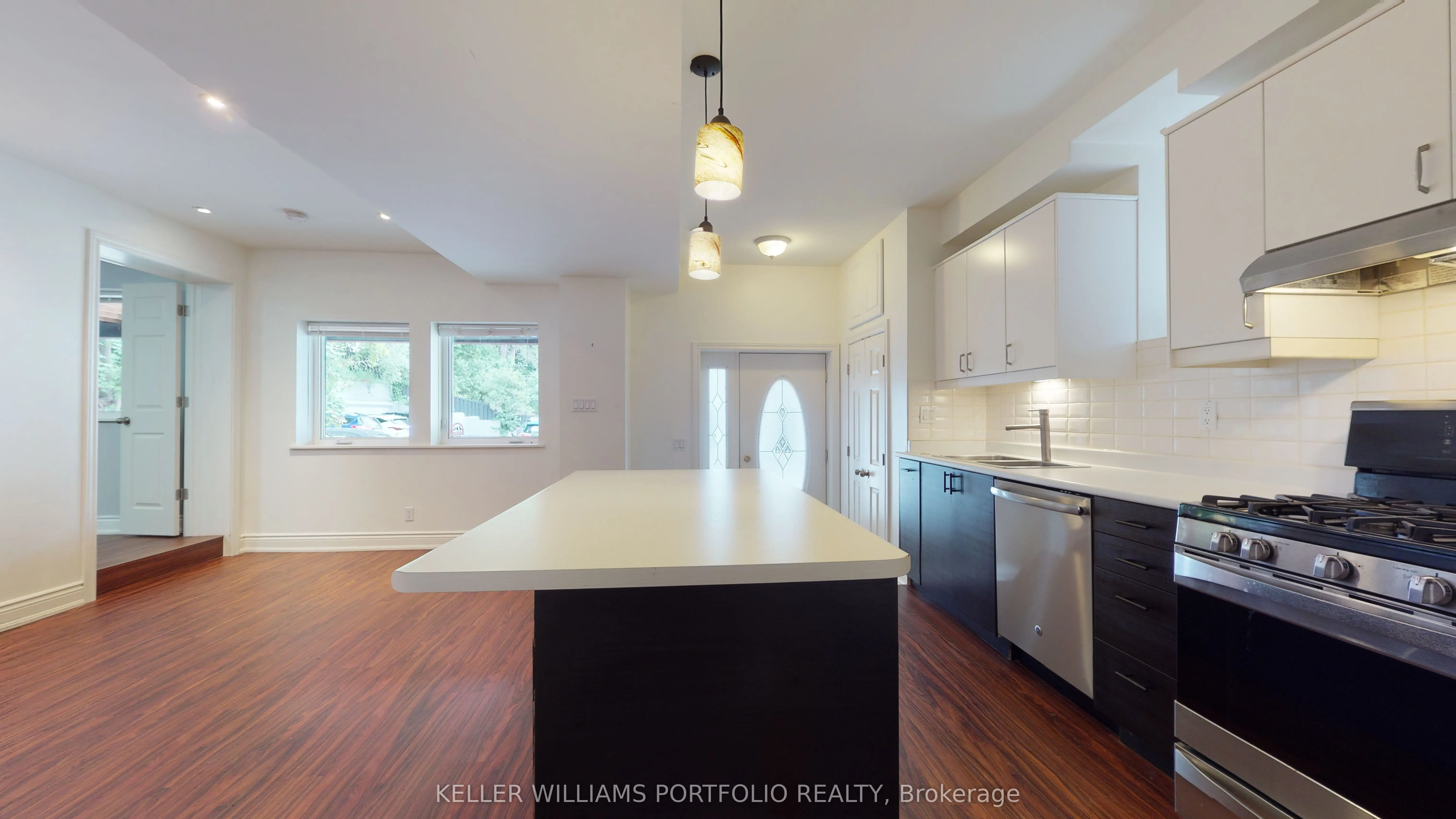 546 Eglinton Avenue E #5