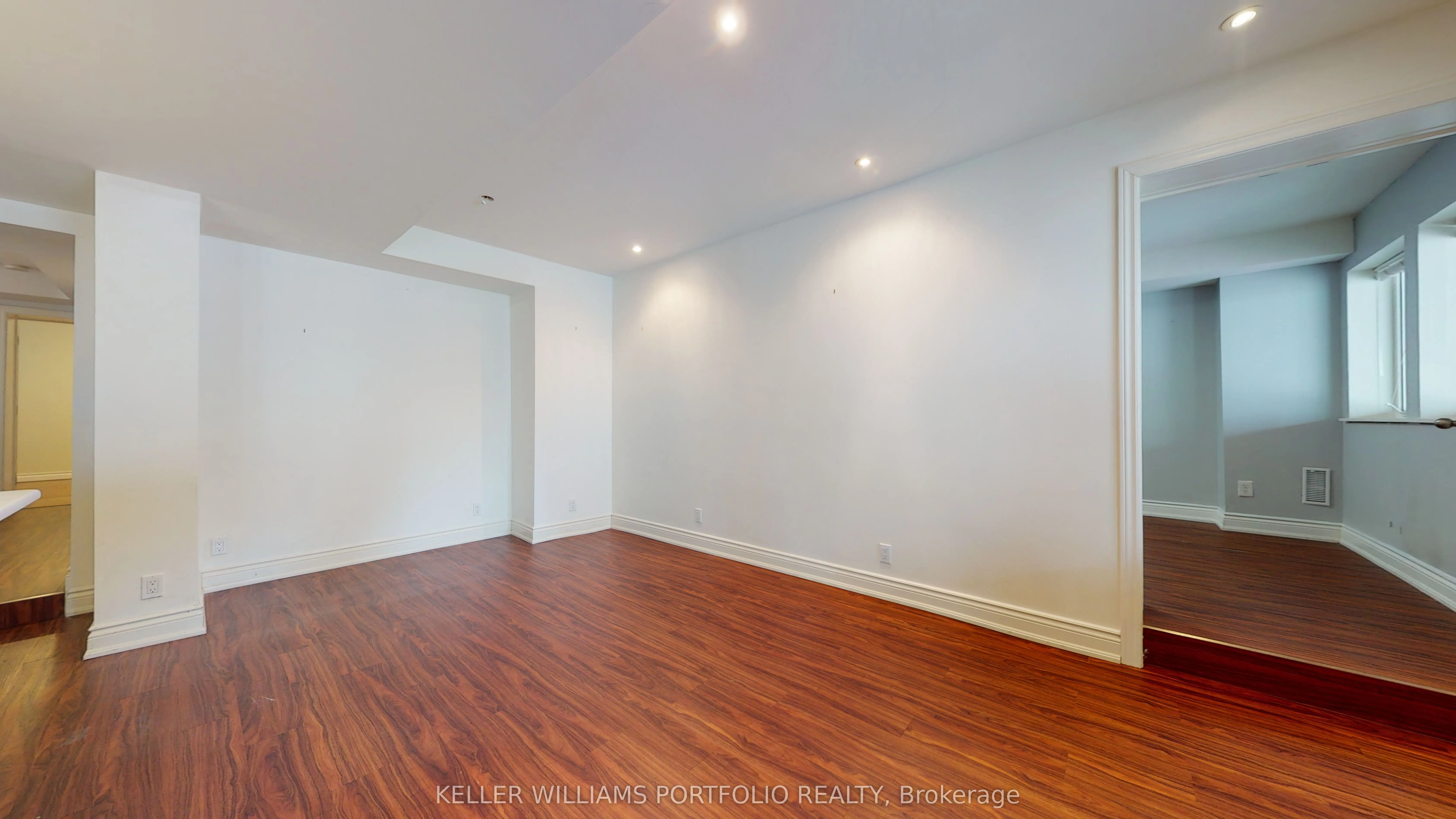 546 Eglinton Avenue E #5