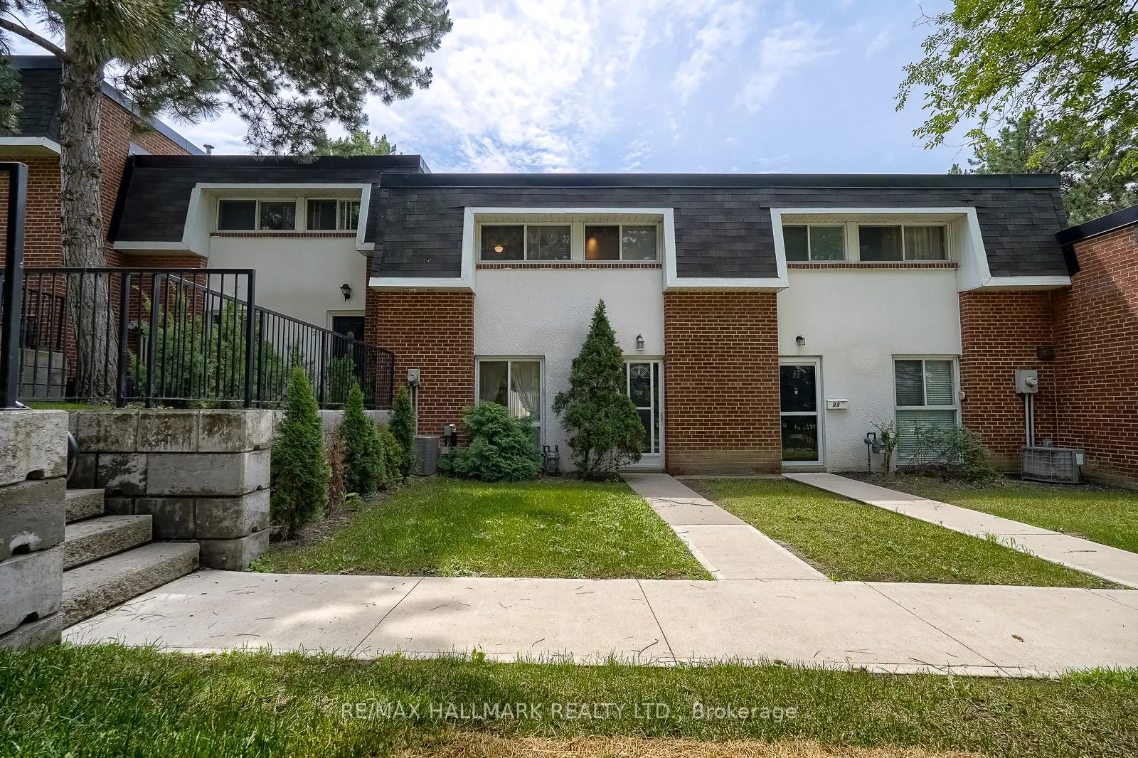 94 George Henry Boulevard #24