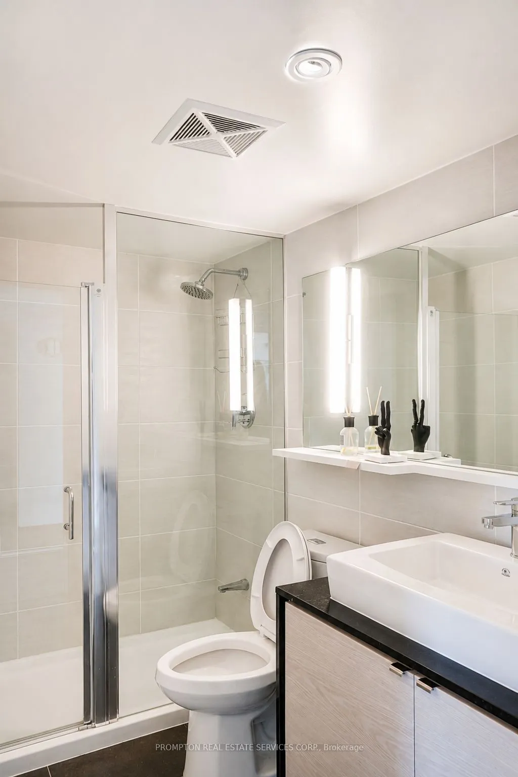 72 Esther Shiner Boulevard #717
