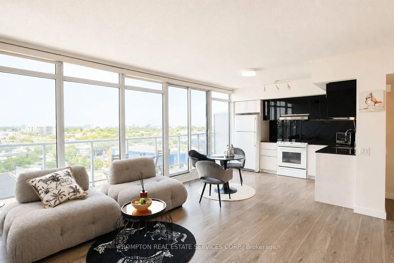 72 Esther Shiner Boulevard #717