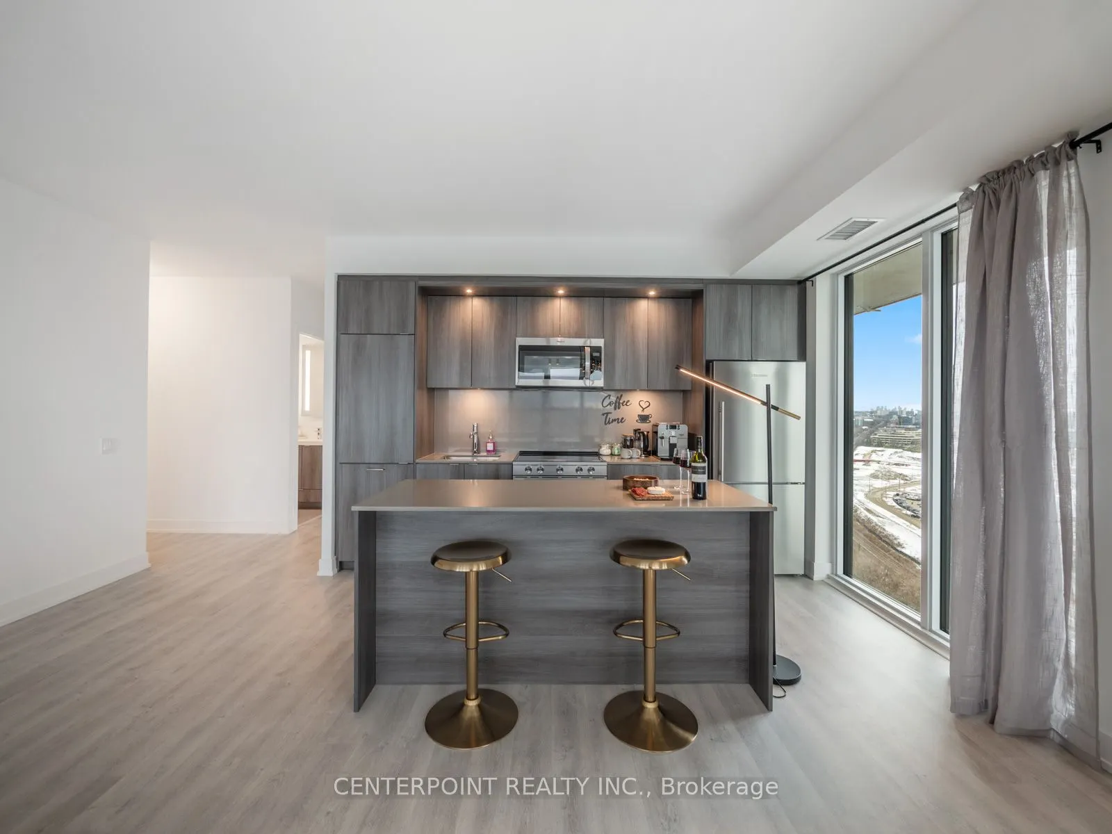 20 Inn On The Park Drive #2132