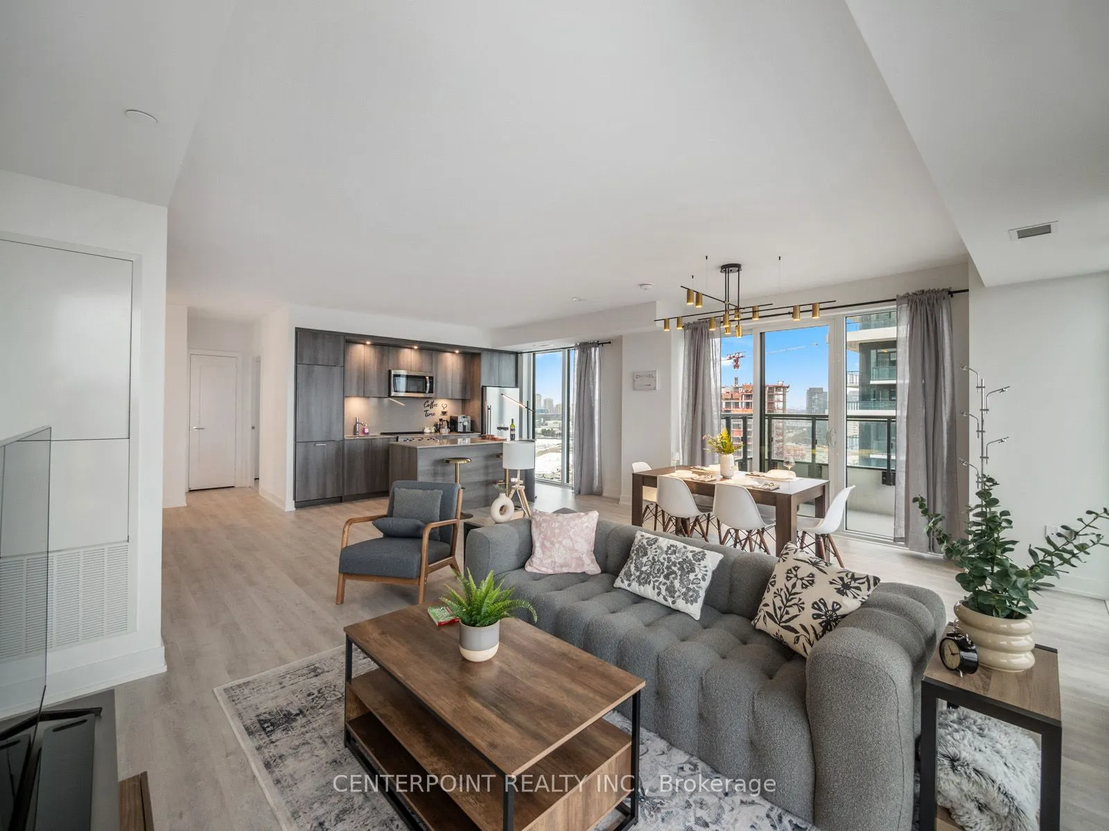 20 Inn On The Park Drive #2132