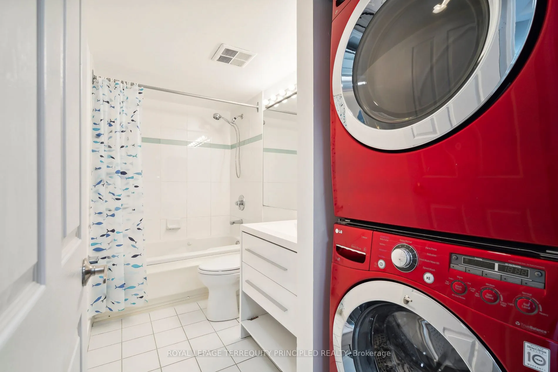 942 Yonge Street #418