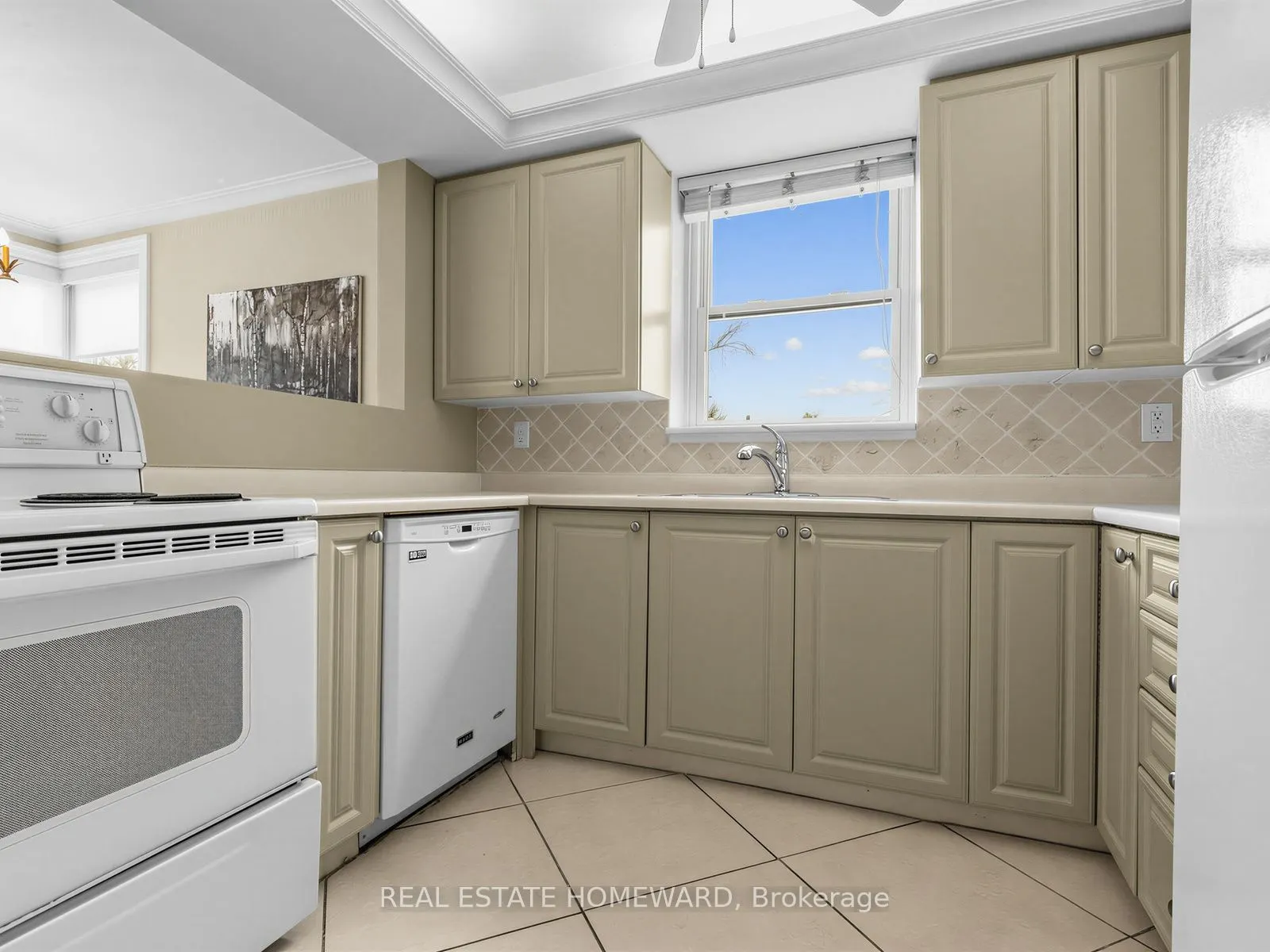 30 Elm Avenue #309