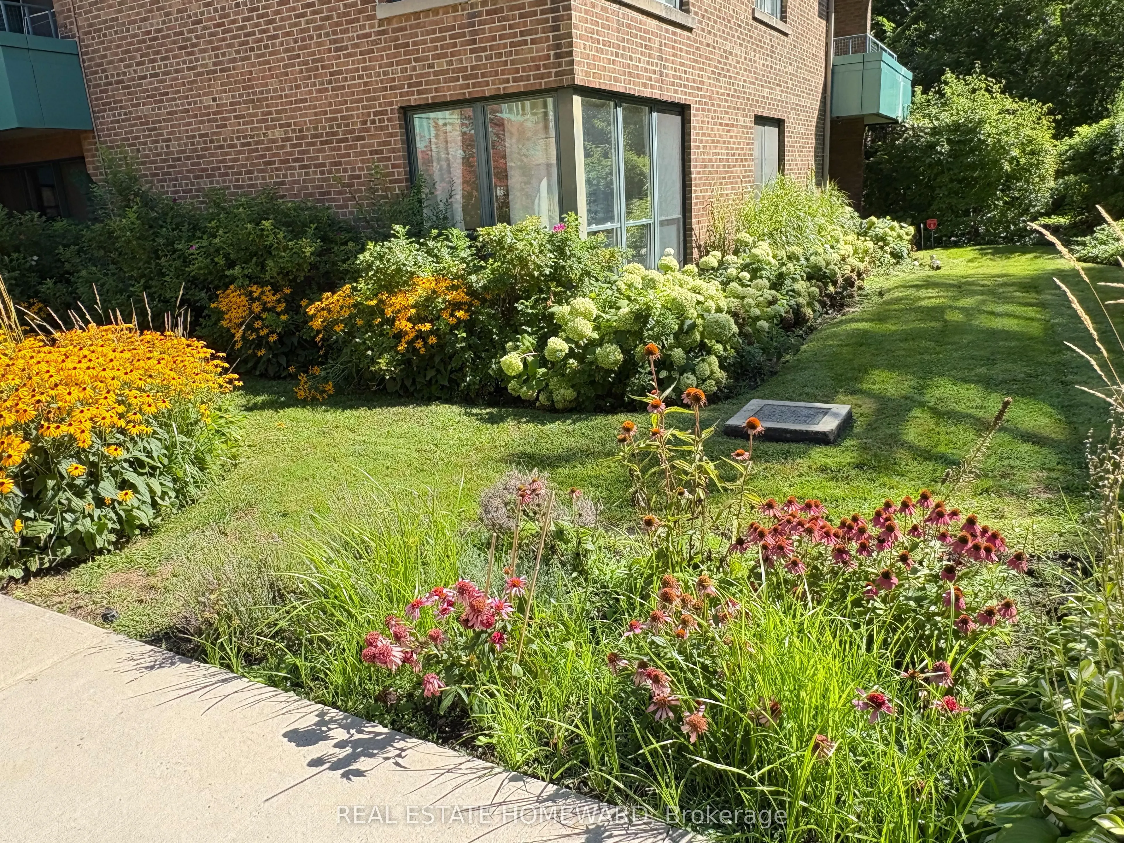 30 Elm Avenue #309