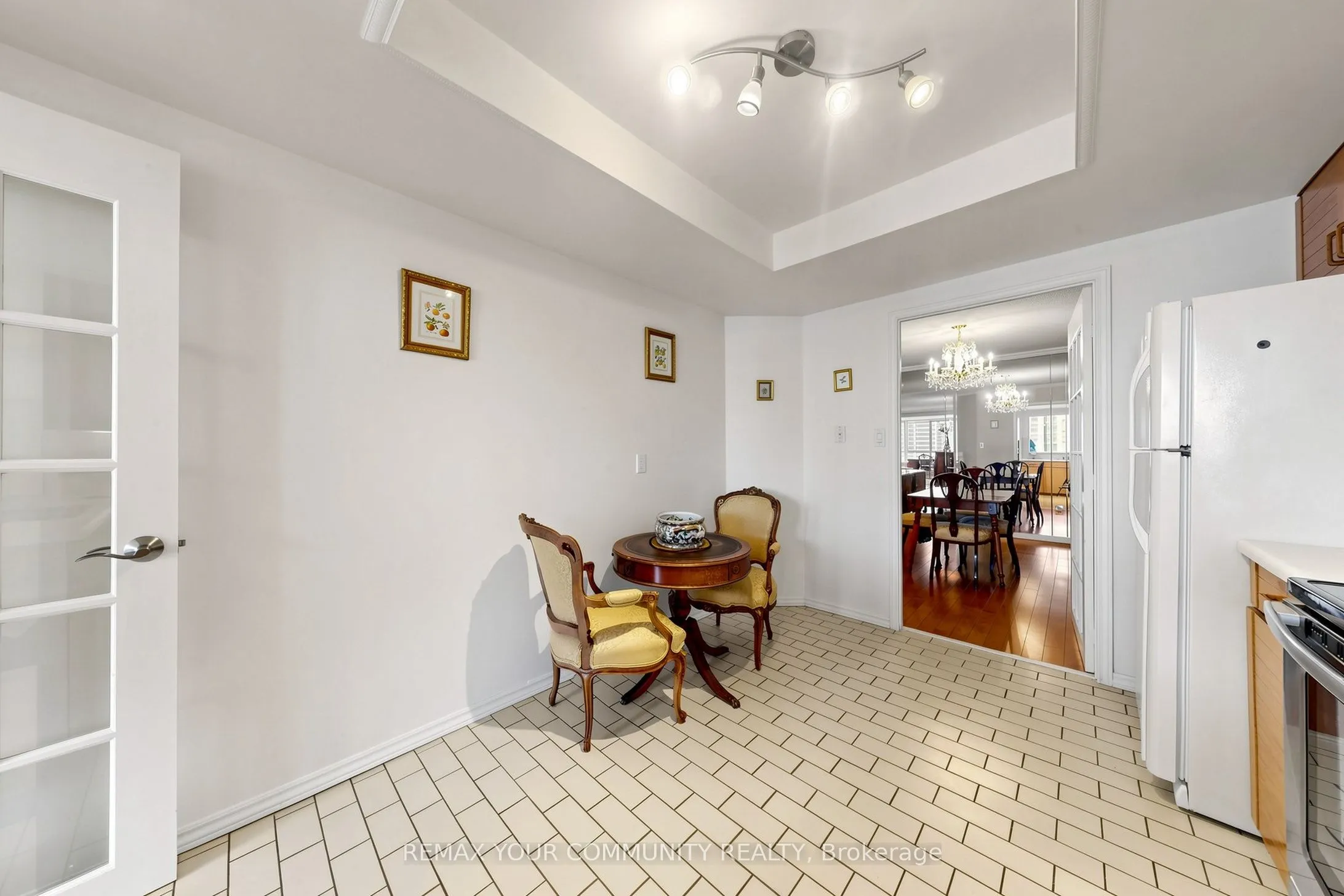 5444 Yonge Street #1609