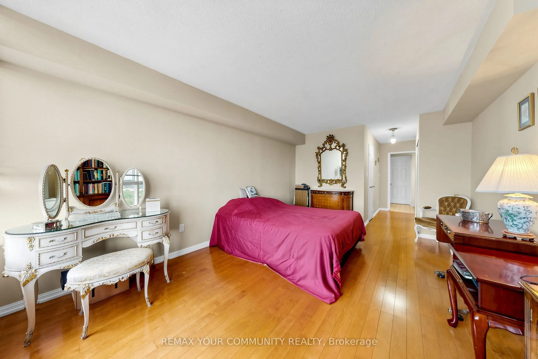5444 Yonge Street #1609