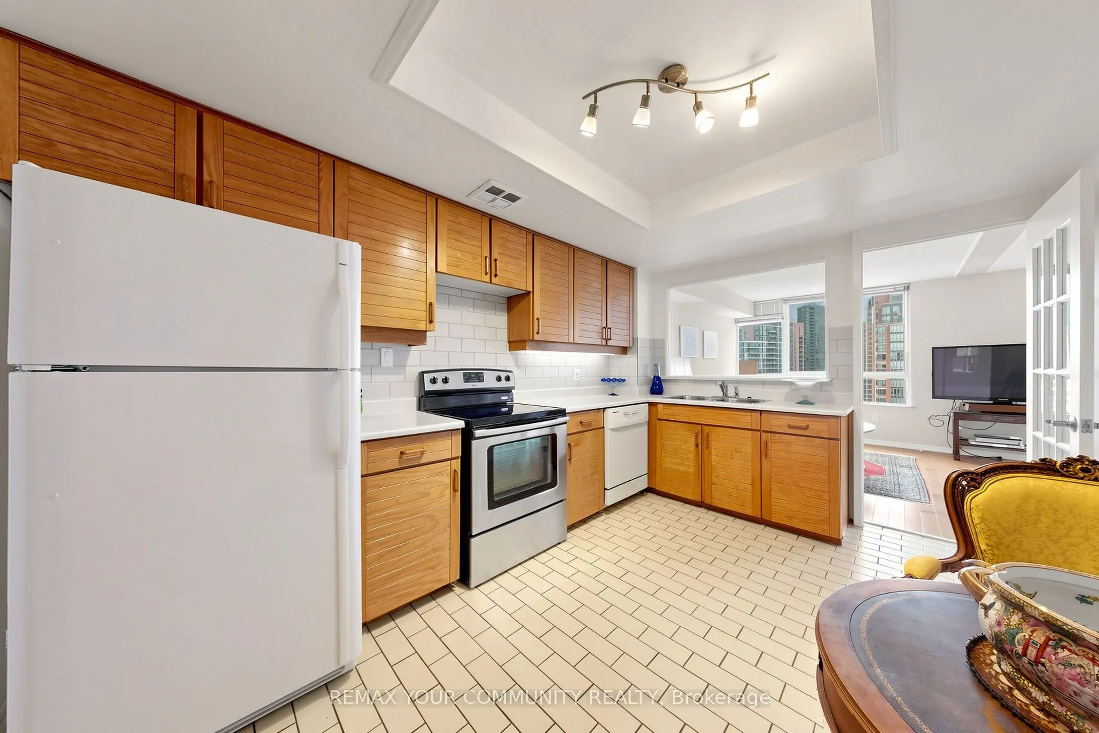 5444 Yonge Street #1609
