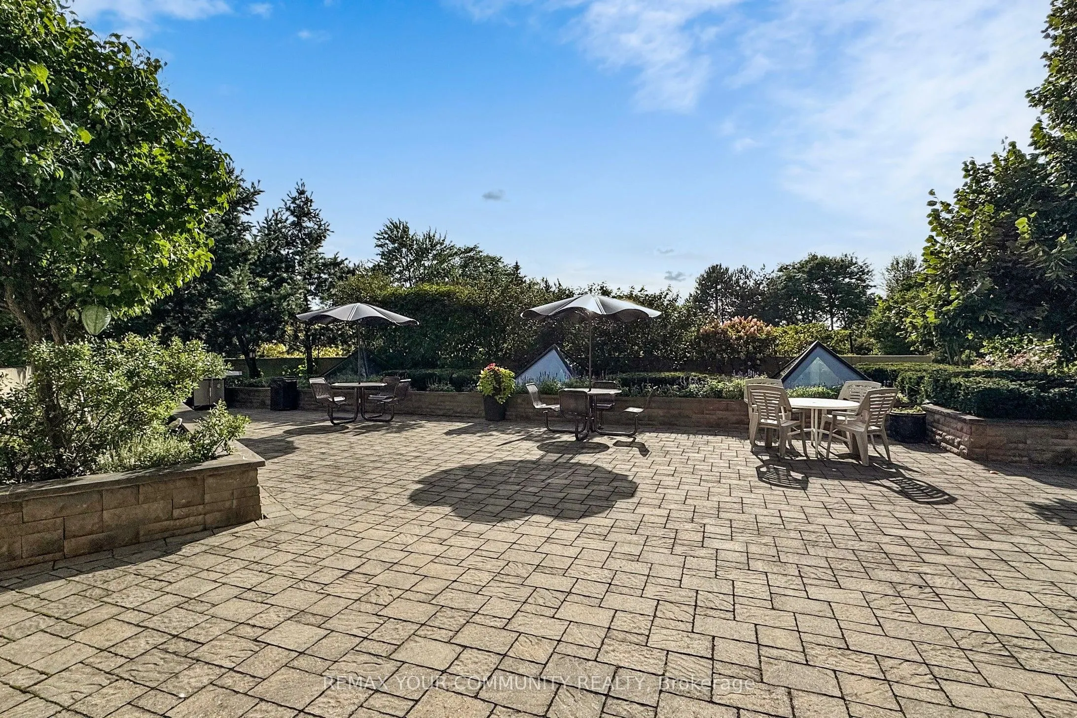 5444 Yonge Street #1609