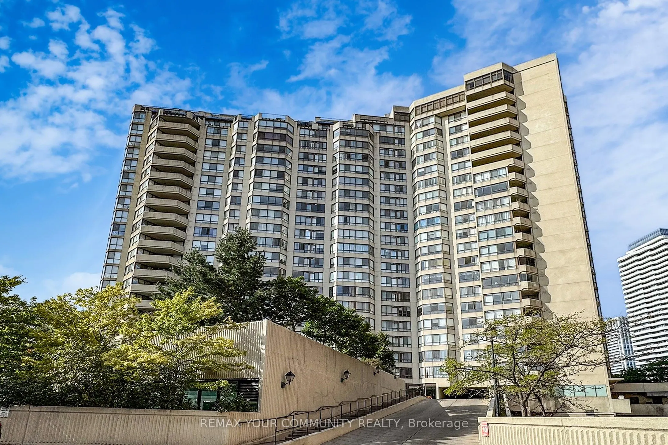 5444 Yonge Street #1609
