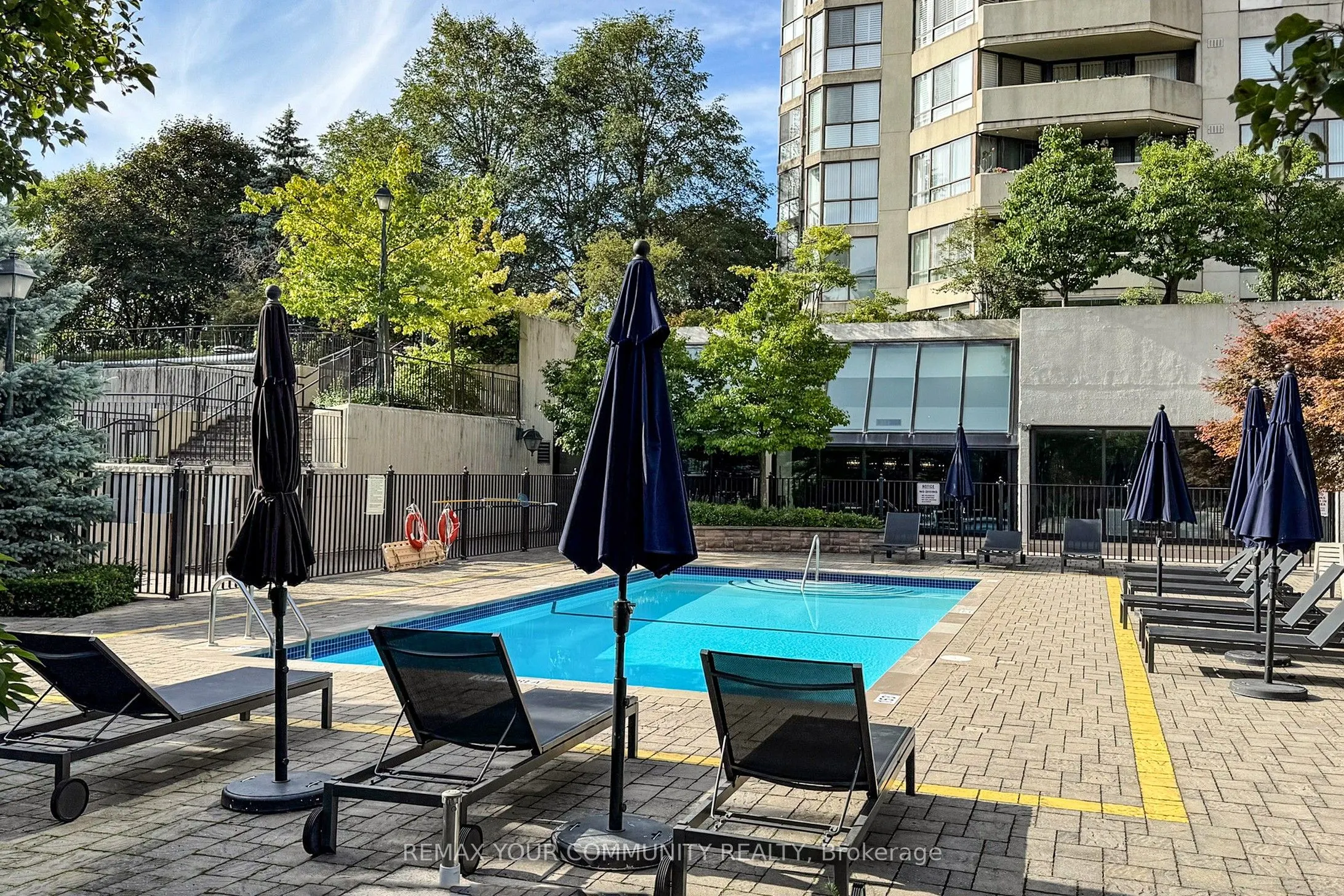 5444 Yonge Street #1609