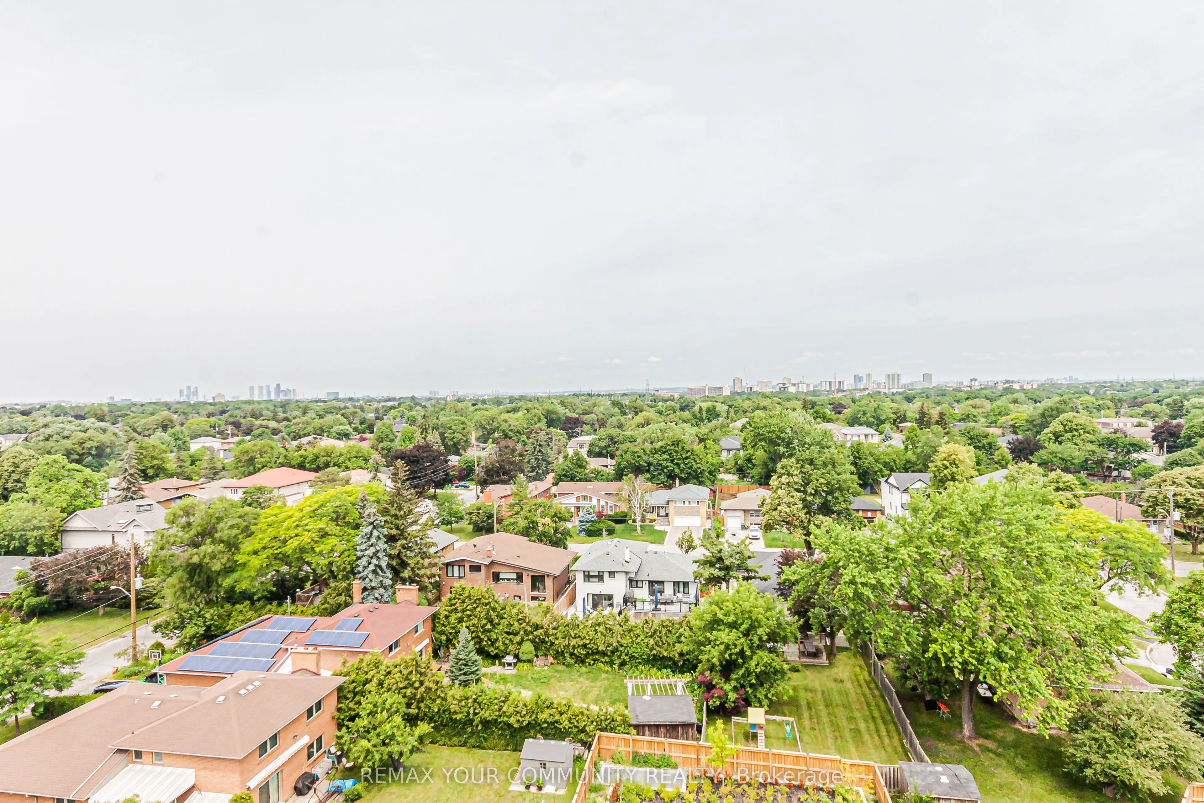 700 Sheppard Avenue W #905