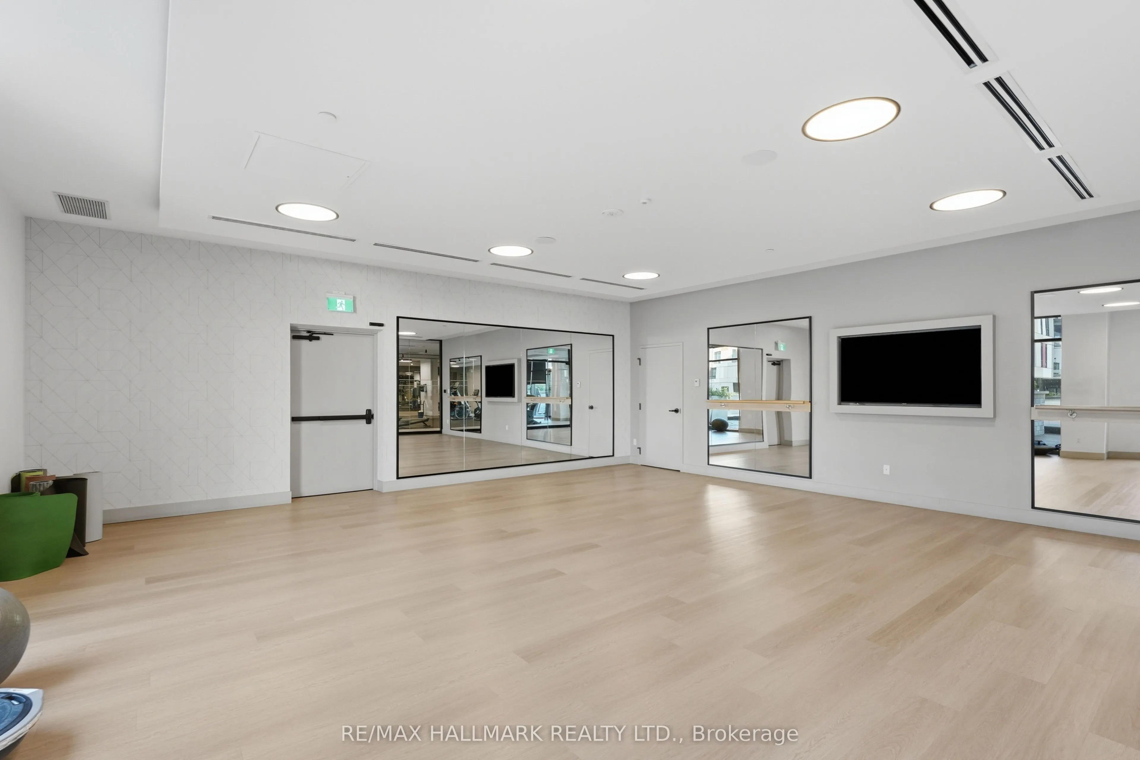 130 River Street #1306