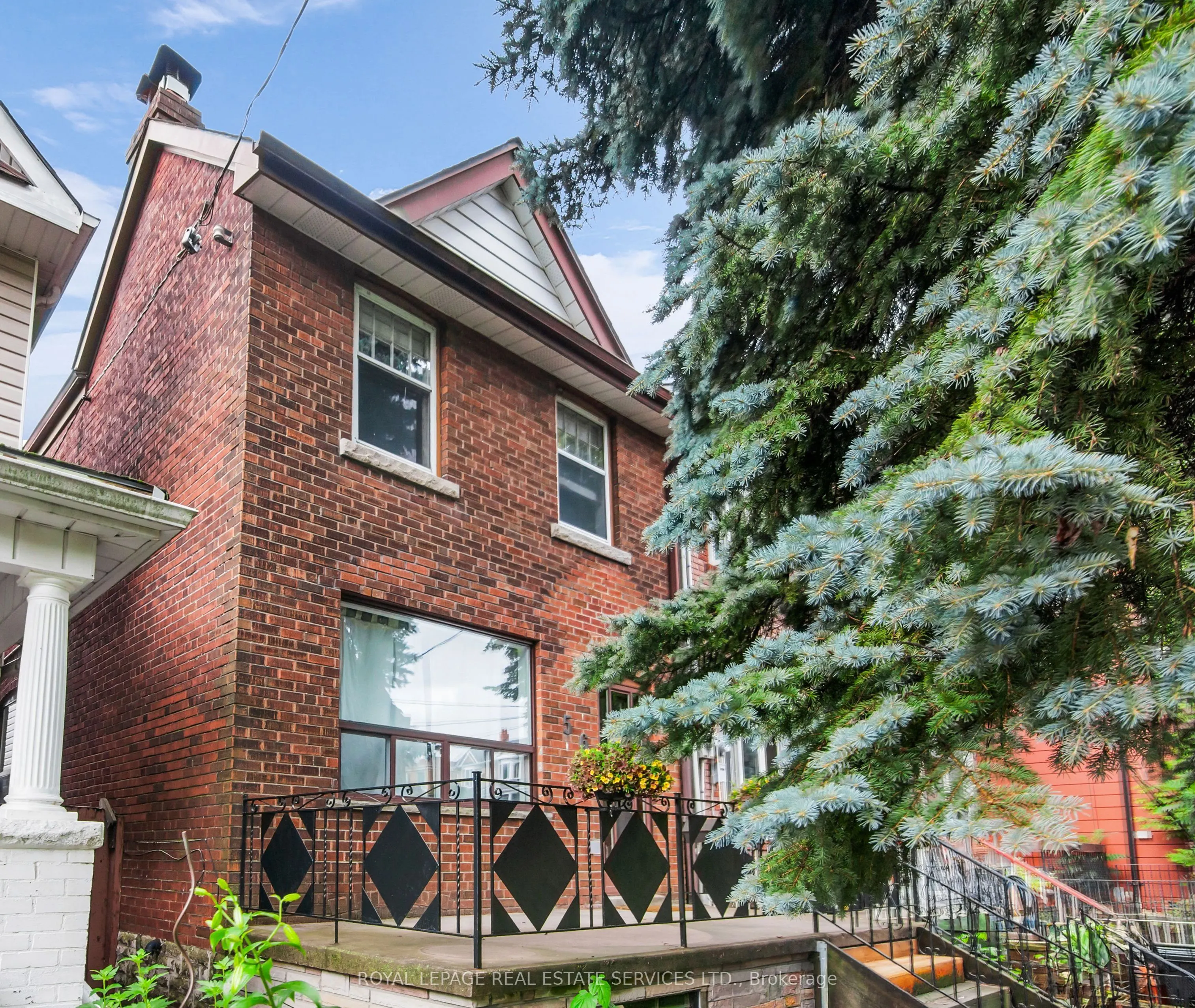 56 Arlington Avenue