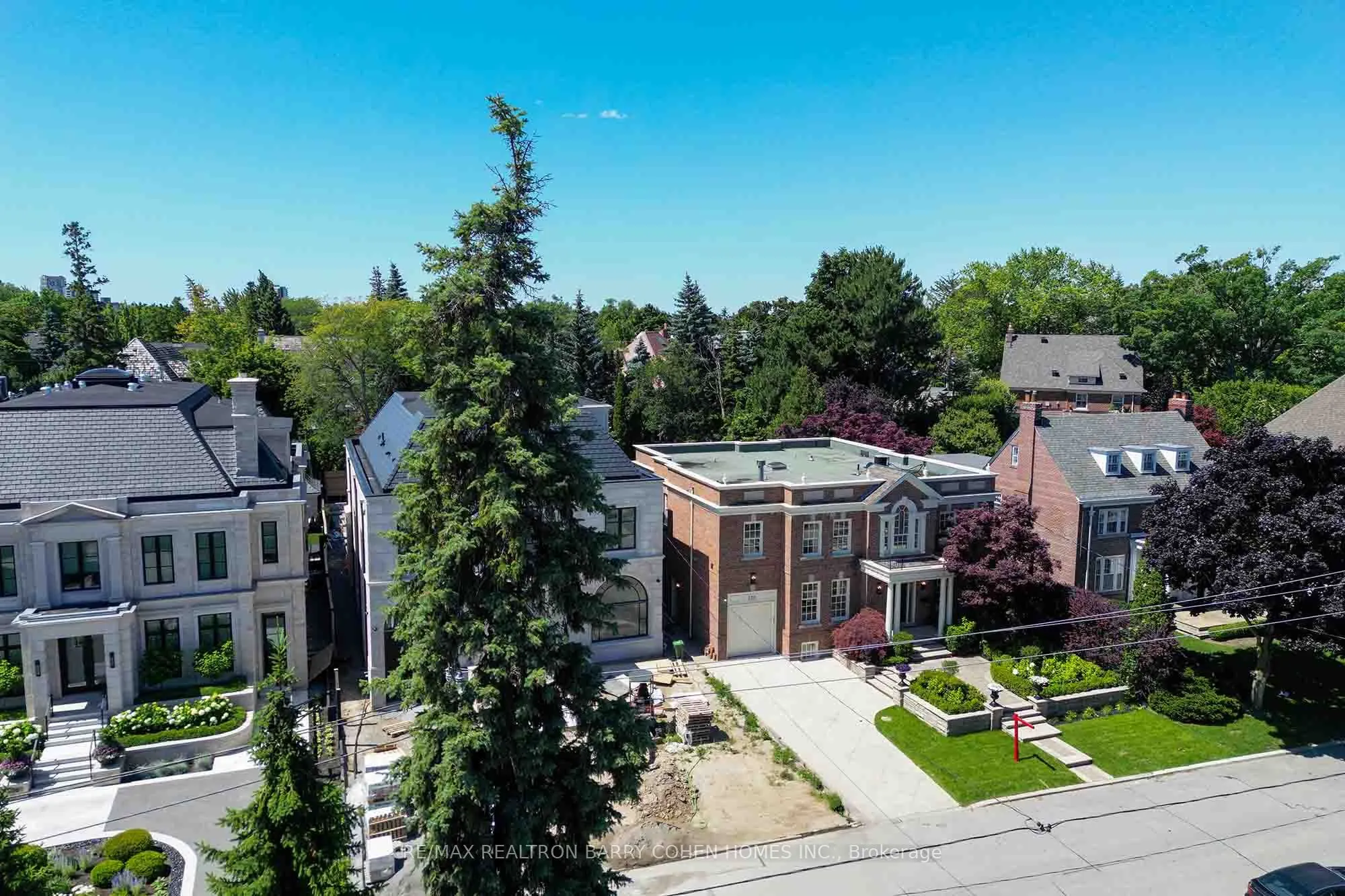 230 Dunvegan Road