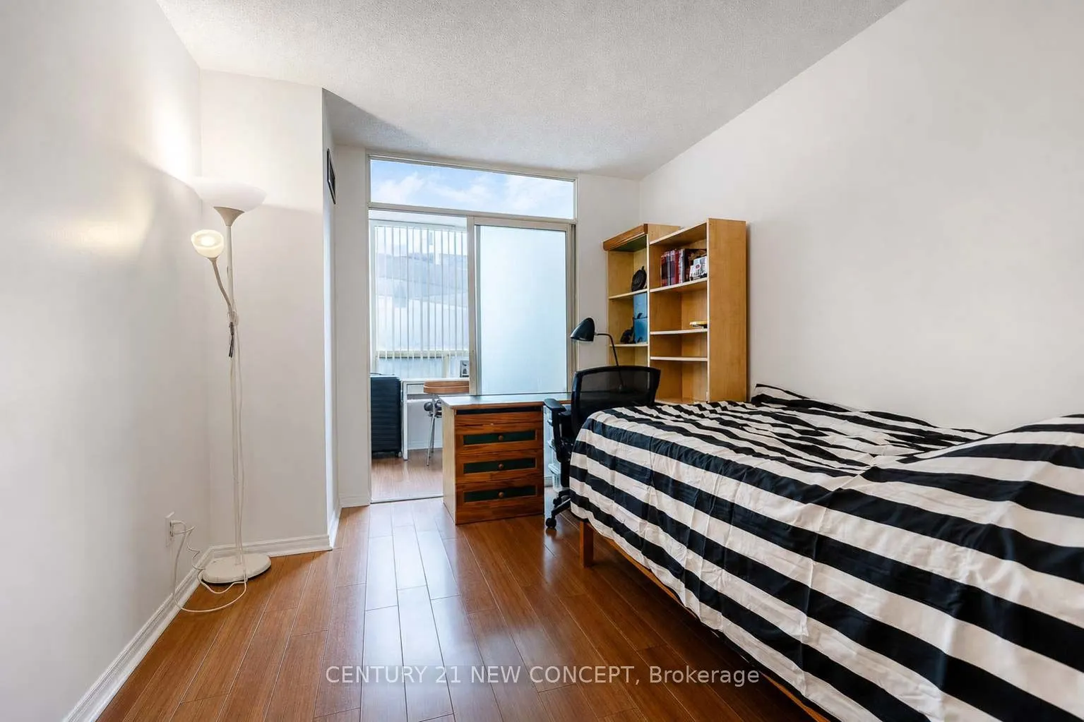 5765 Yonge Street #101