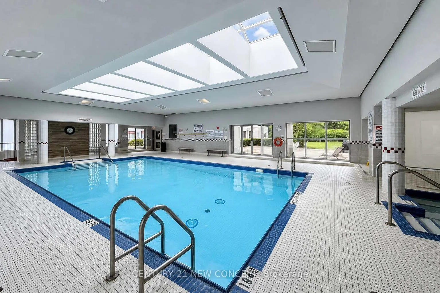 5765 Yonge Street #101