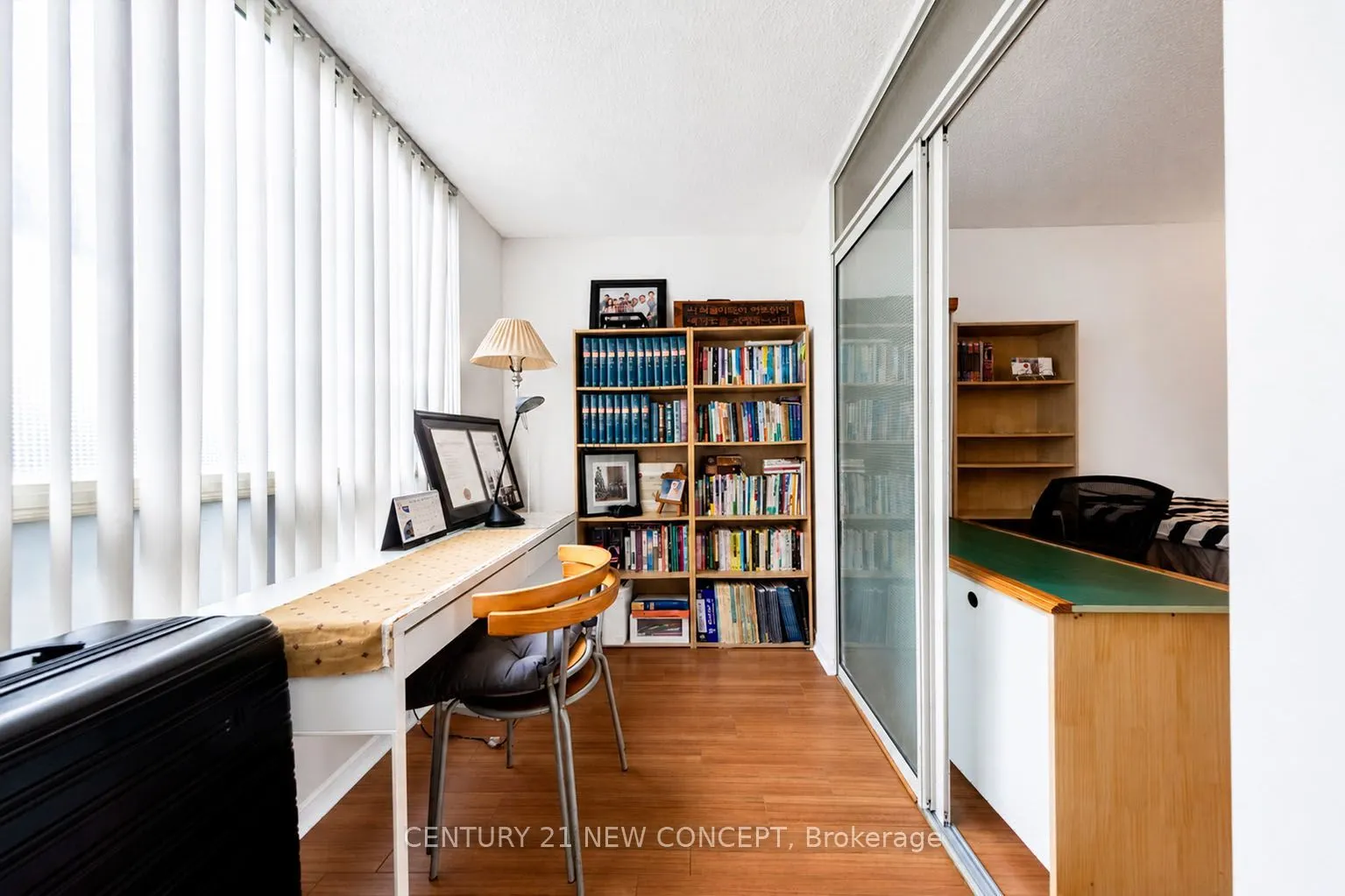 5765 Yonge Street #101