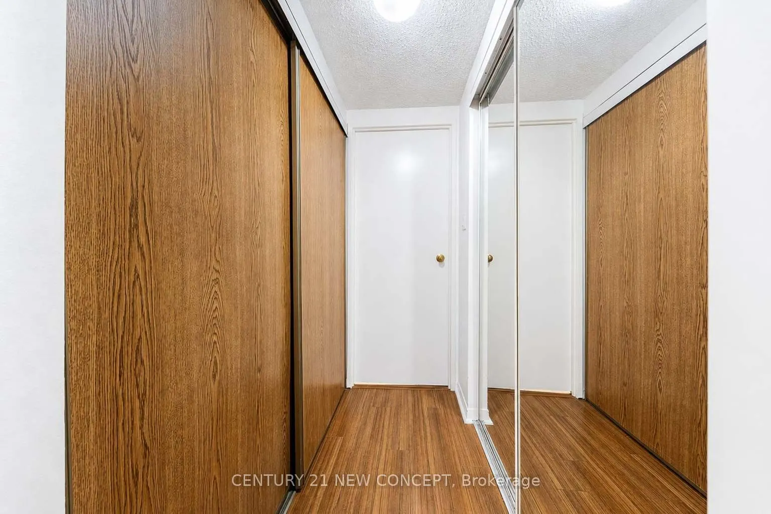 5765 Yonge Street #101