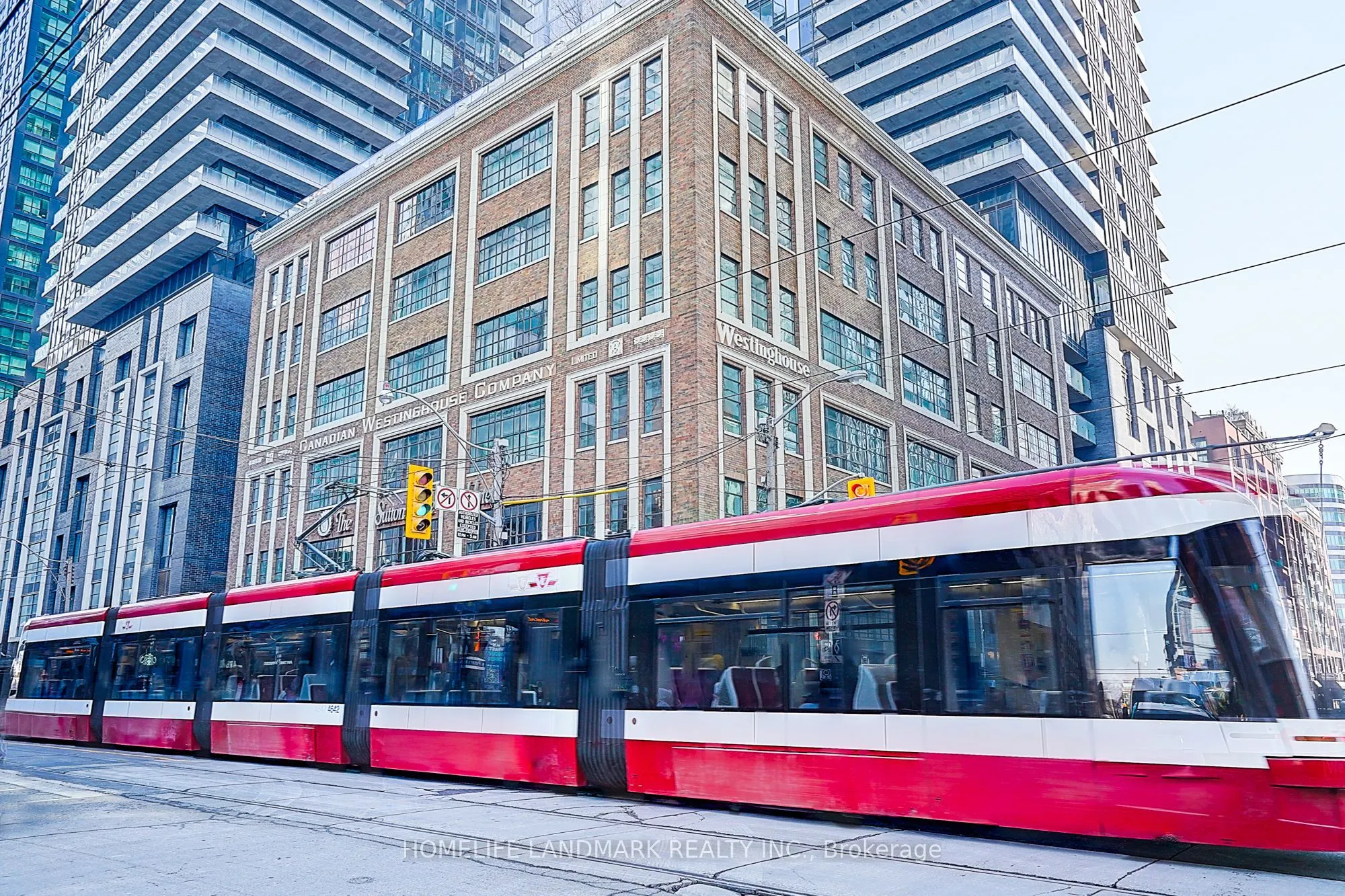 115 Blue Jays Way #702