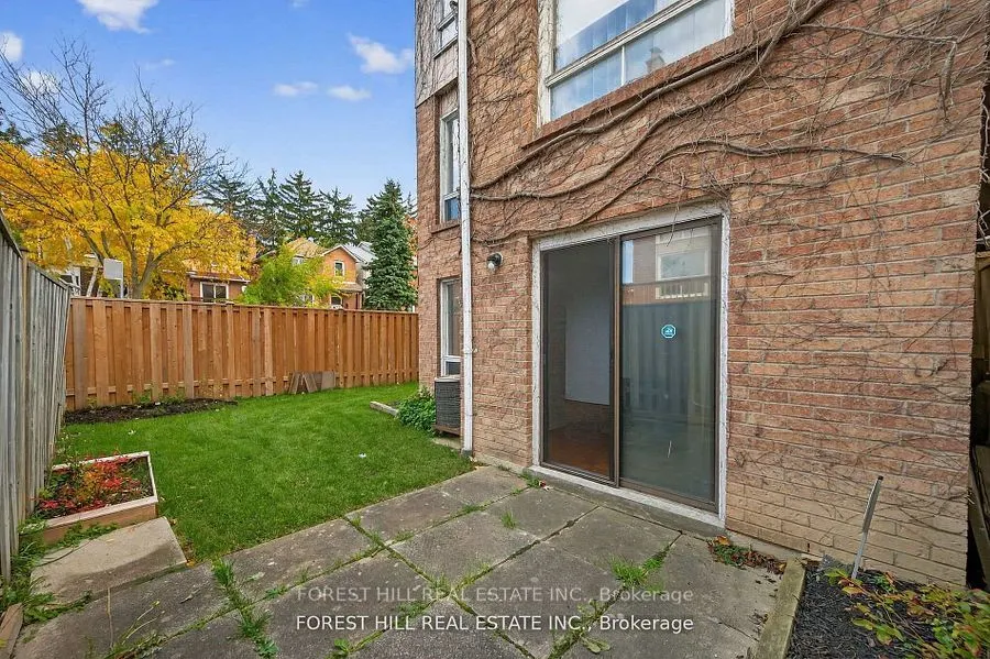 38 Carnival Court