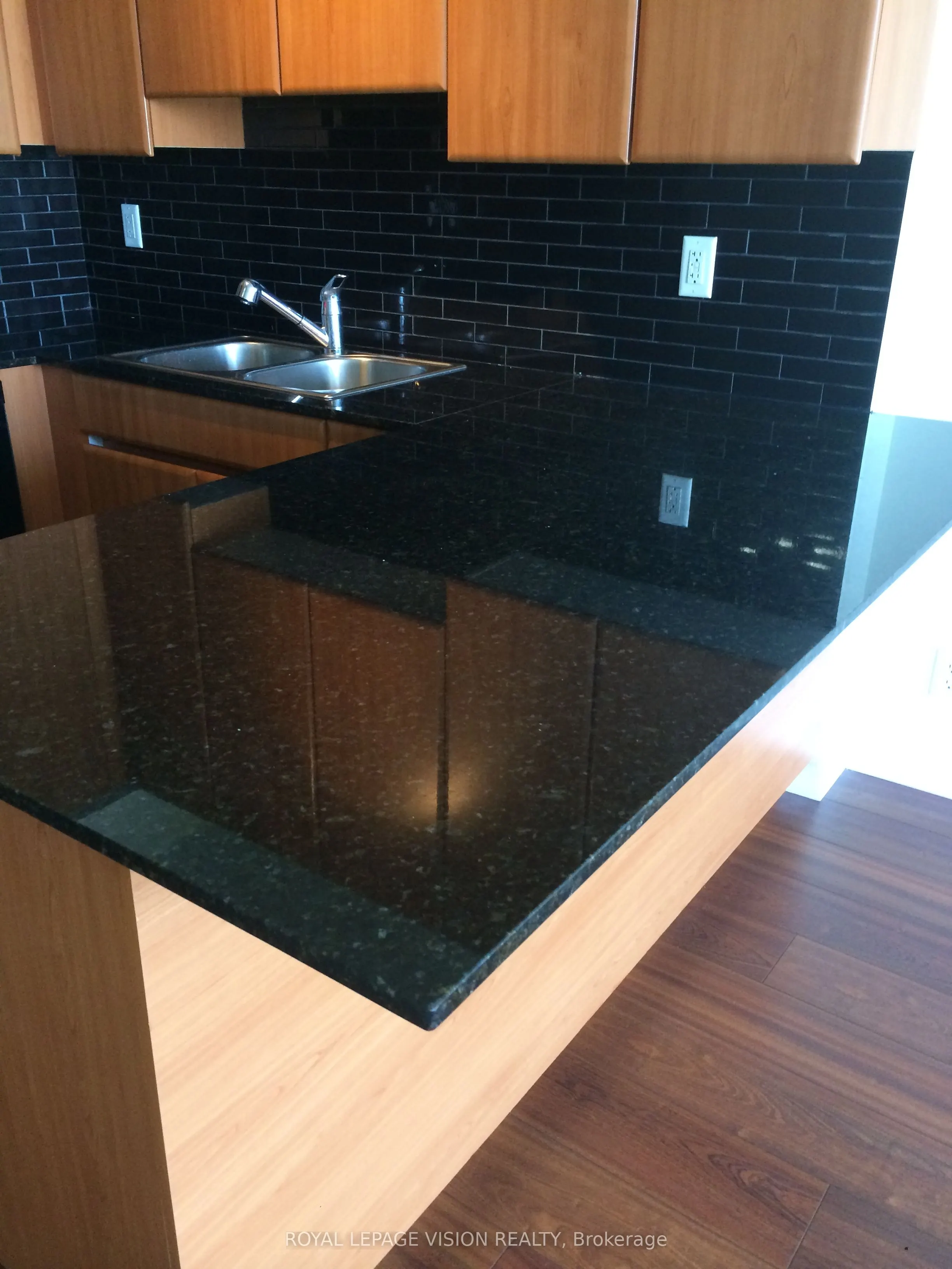 30 Canterbury Place #1708