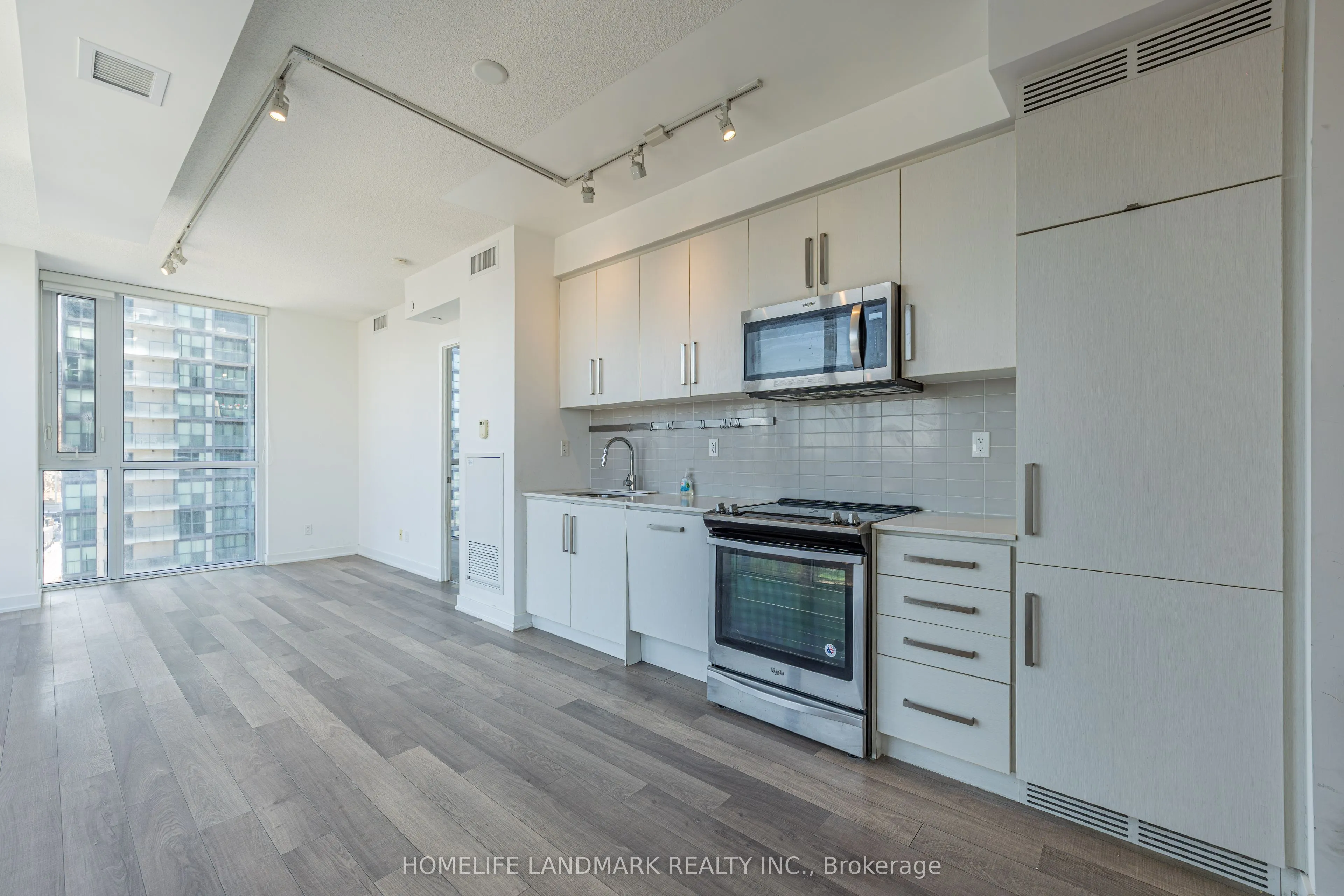 5180 Yonge Street #1207