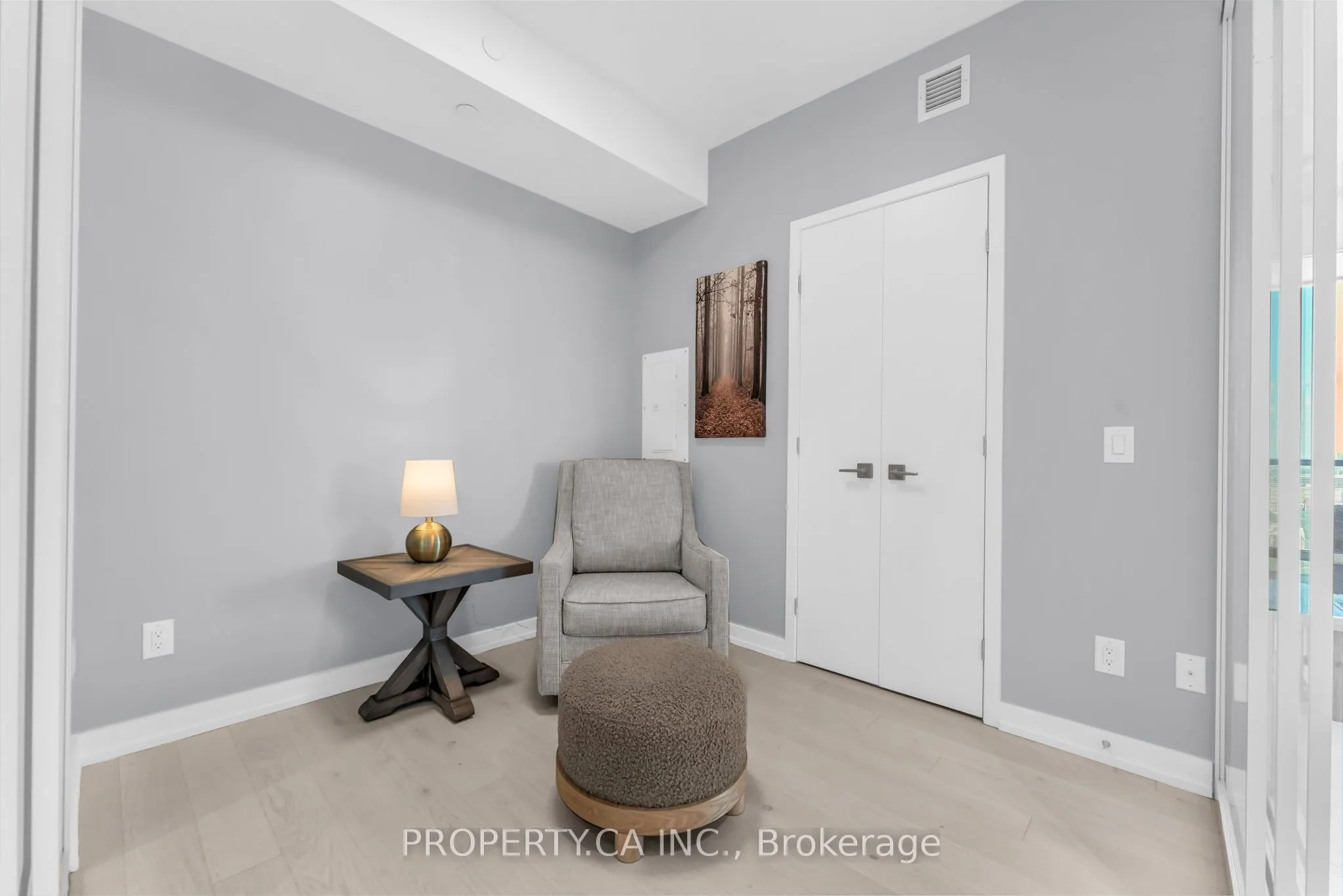 488 University Avenue #3002
