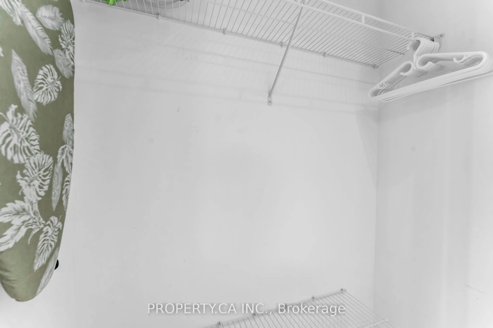 488 University Avenue #3002