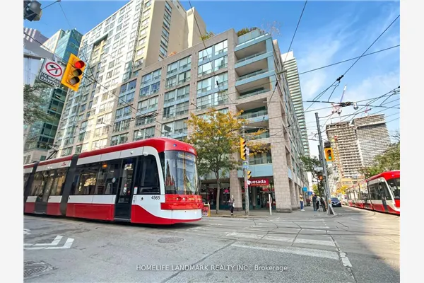 92 King Street E #805