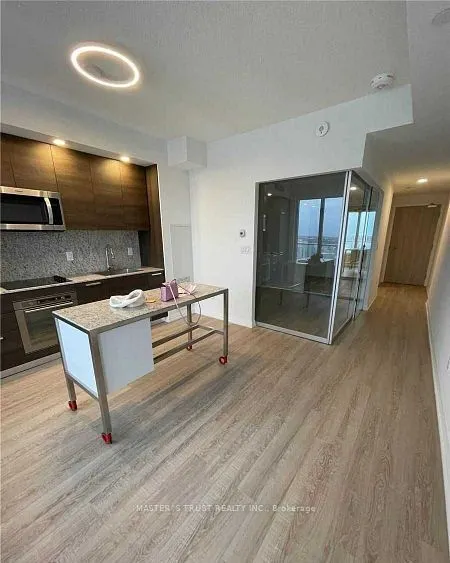 75 Canterbury Place #2705