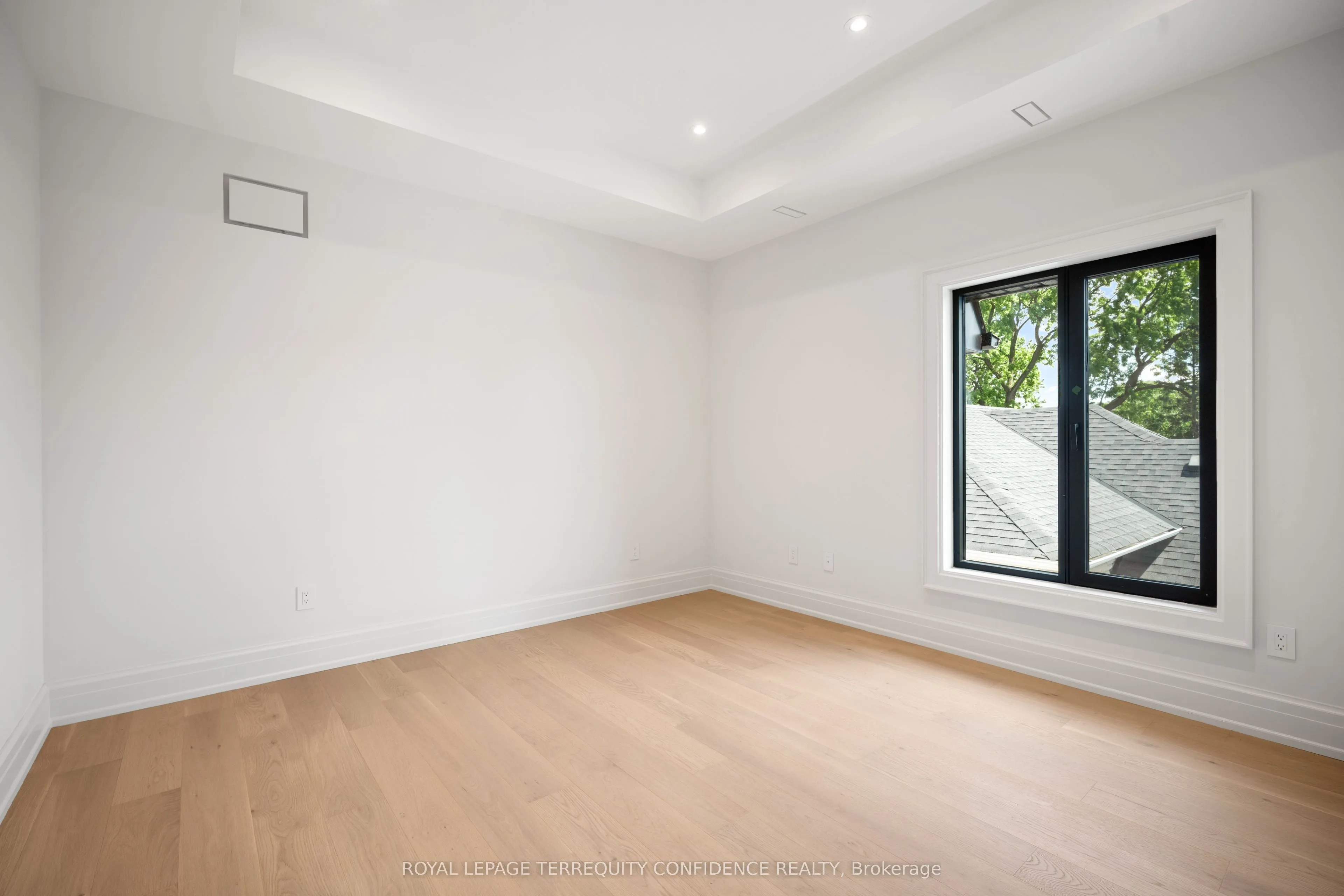 272 Horsham Avenue