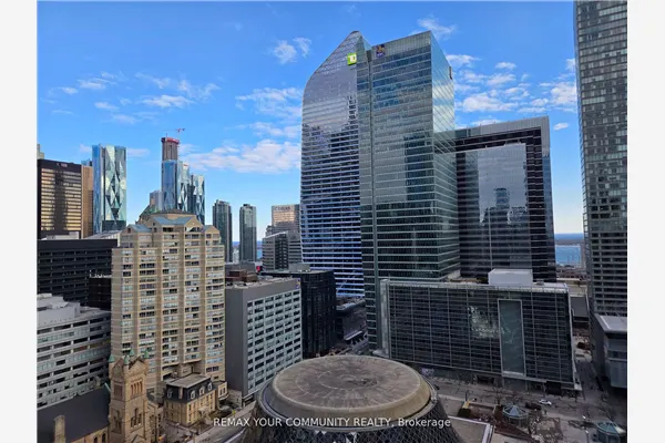 224 King Street W #2107
