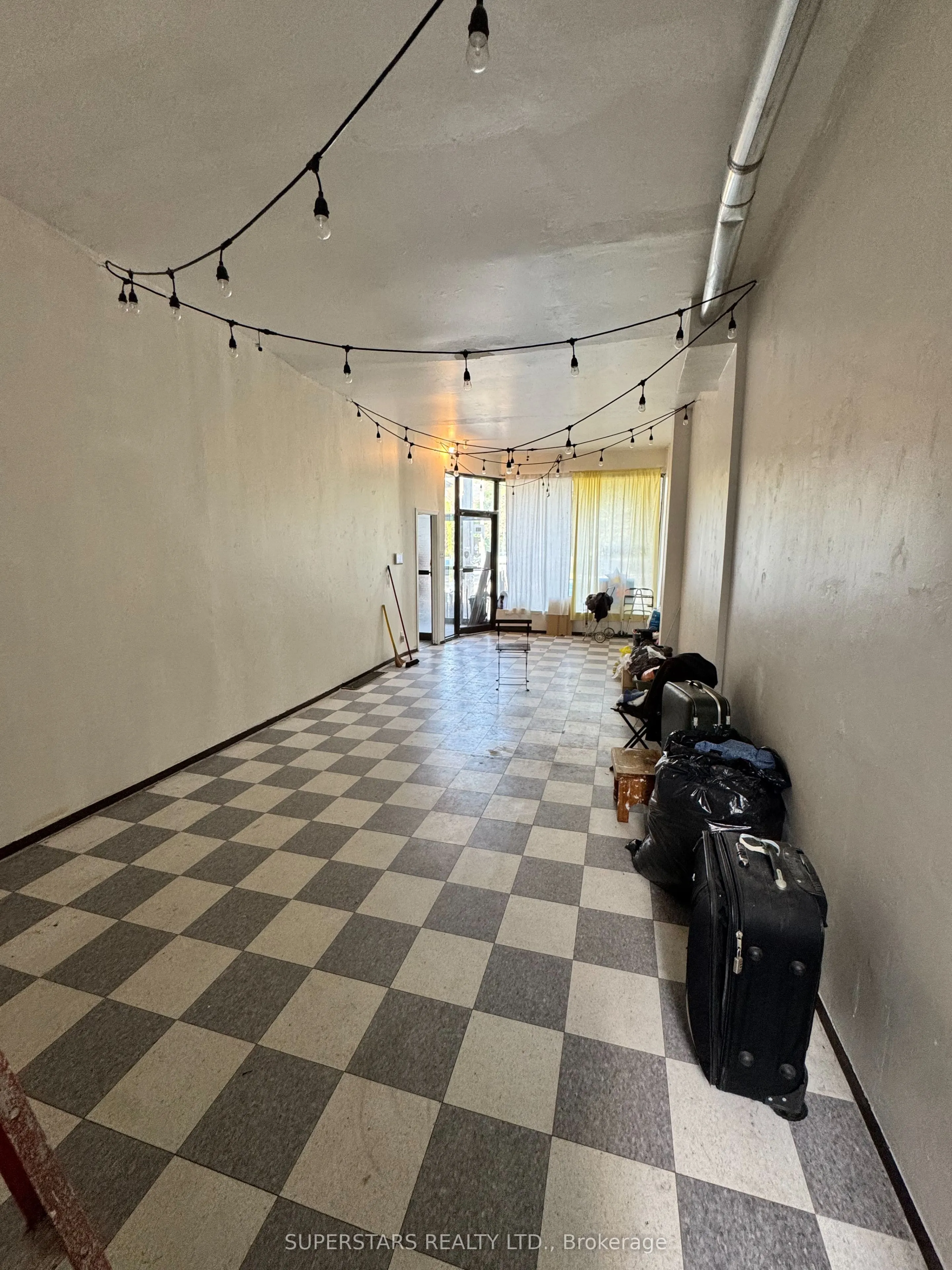 187 Augusta Avenue