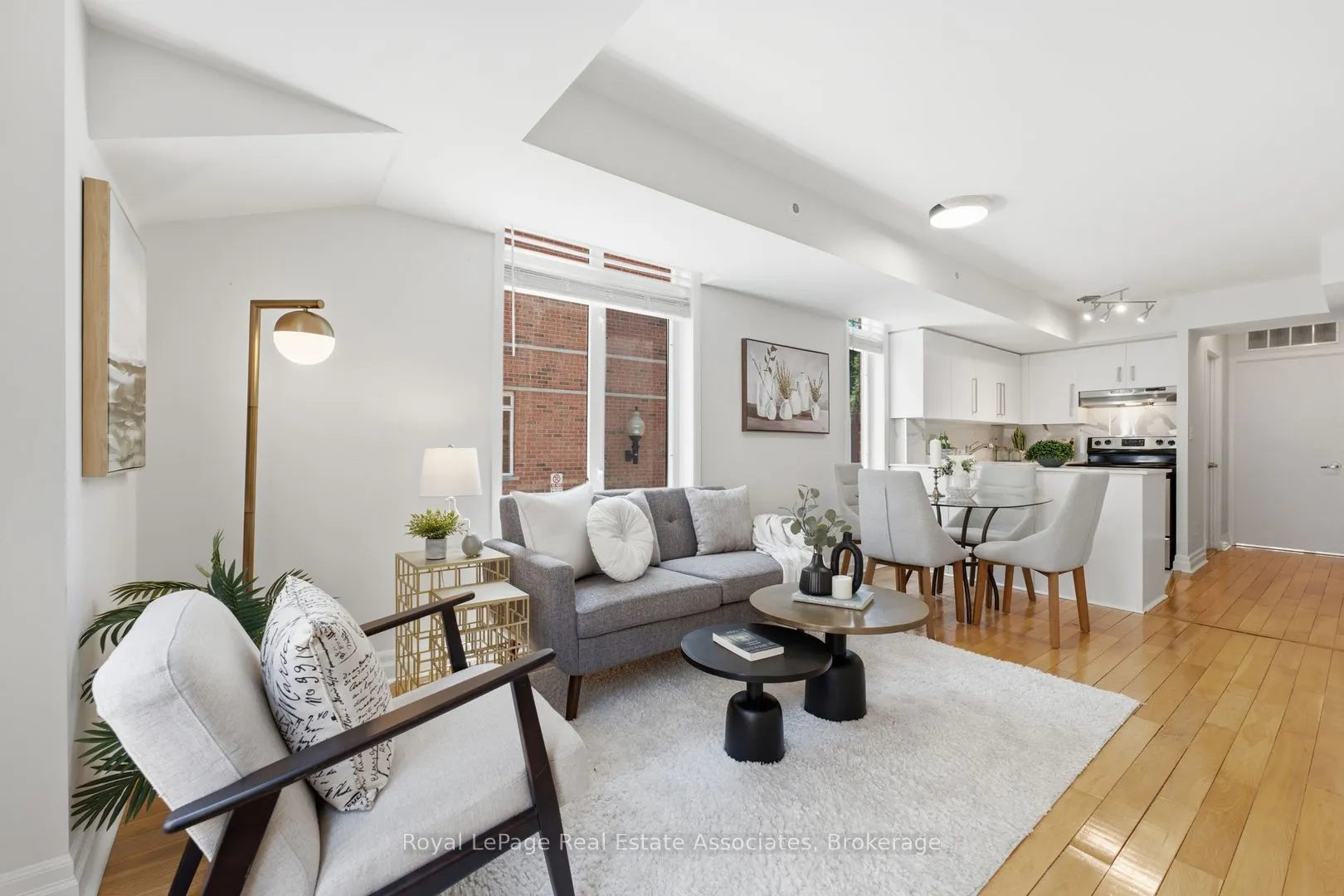 415 Jarvis Street #206