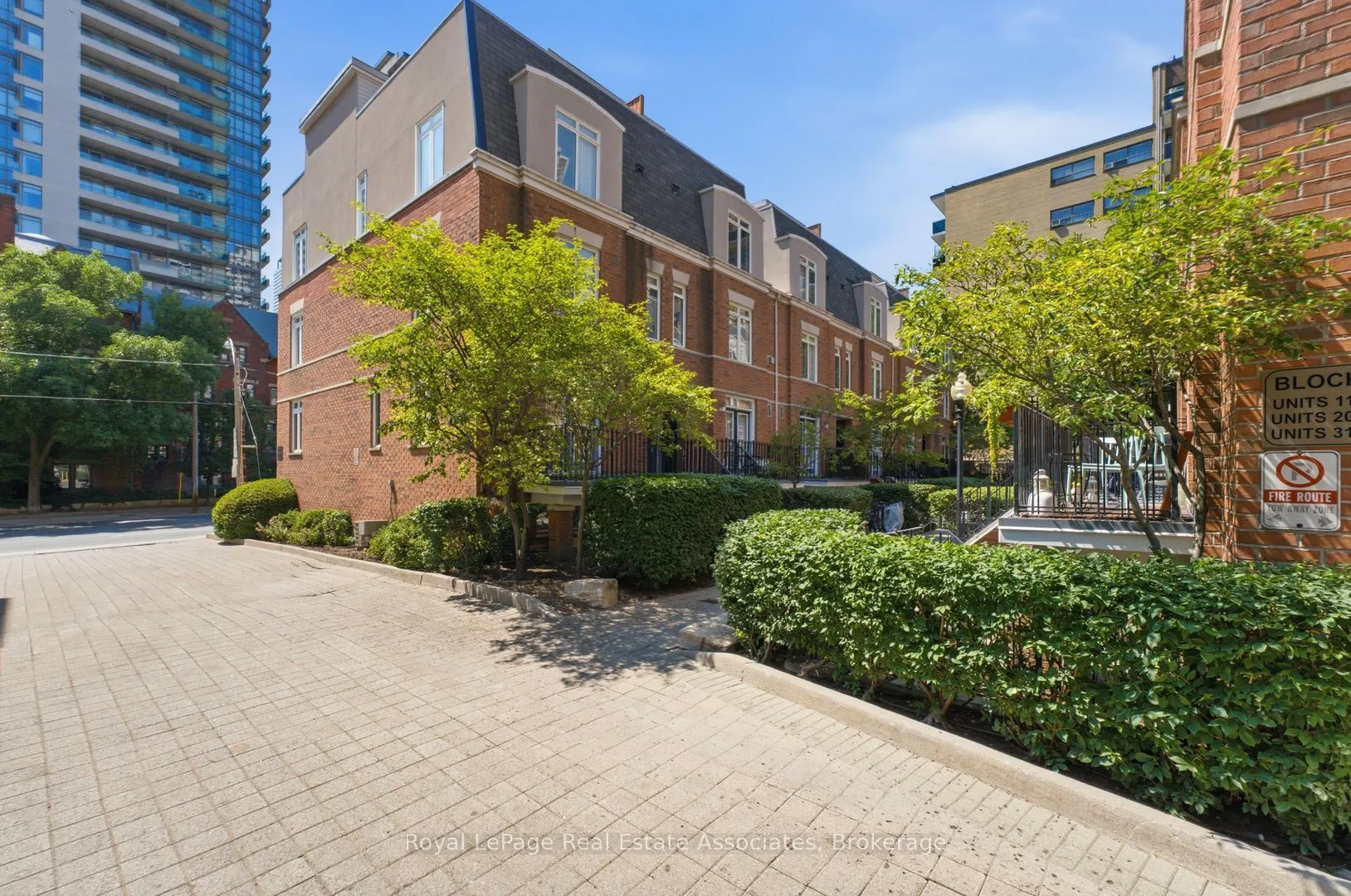 415 Jarvis Street #206