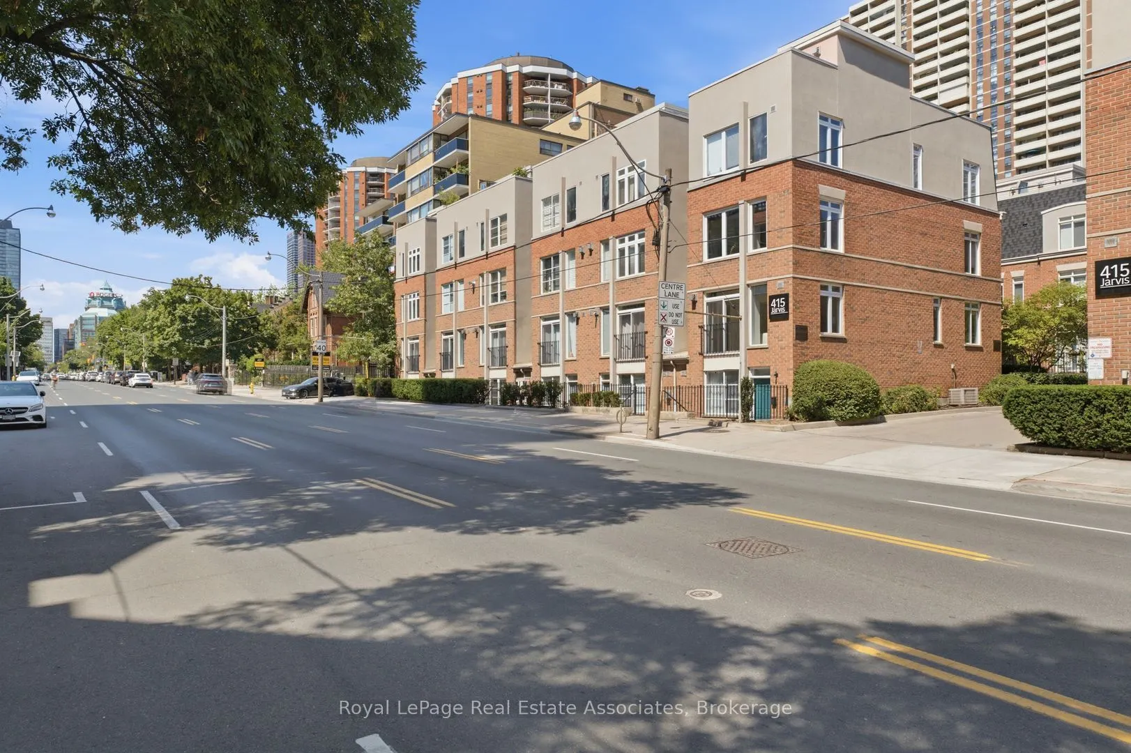 415 Jarvis Street #206