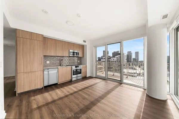 88 Bathurst Street #1417