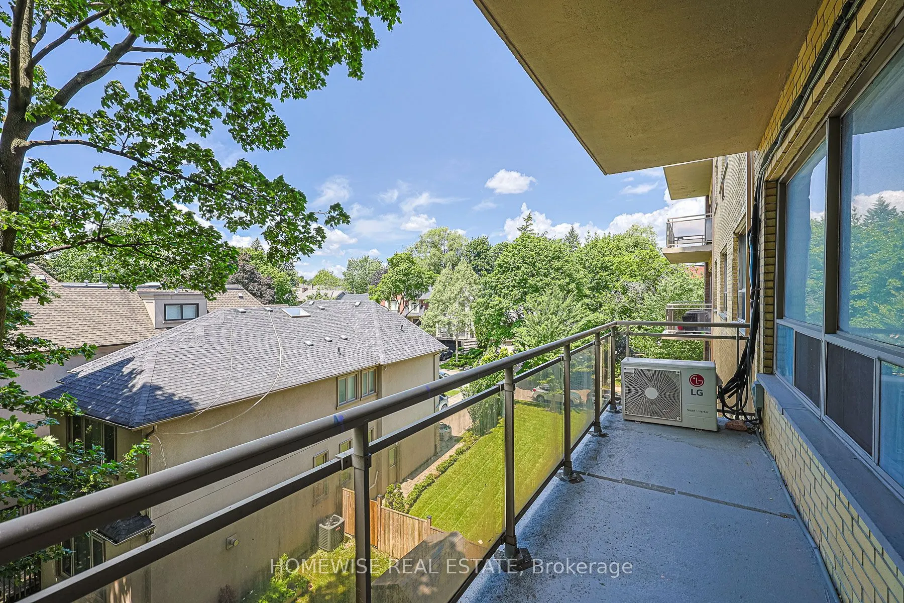 2500 Bathurst Street #401