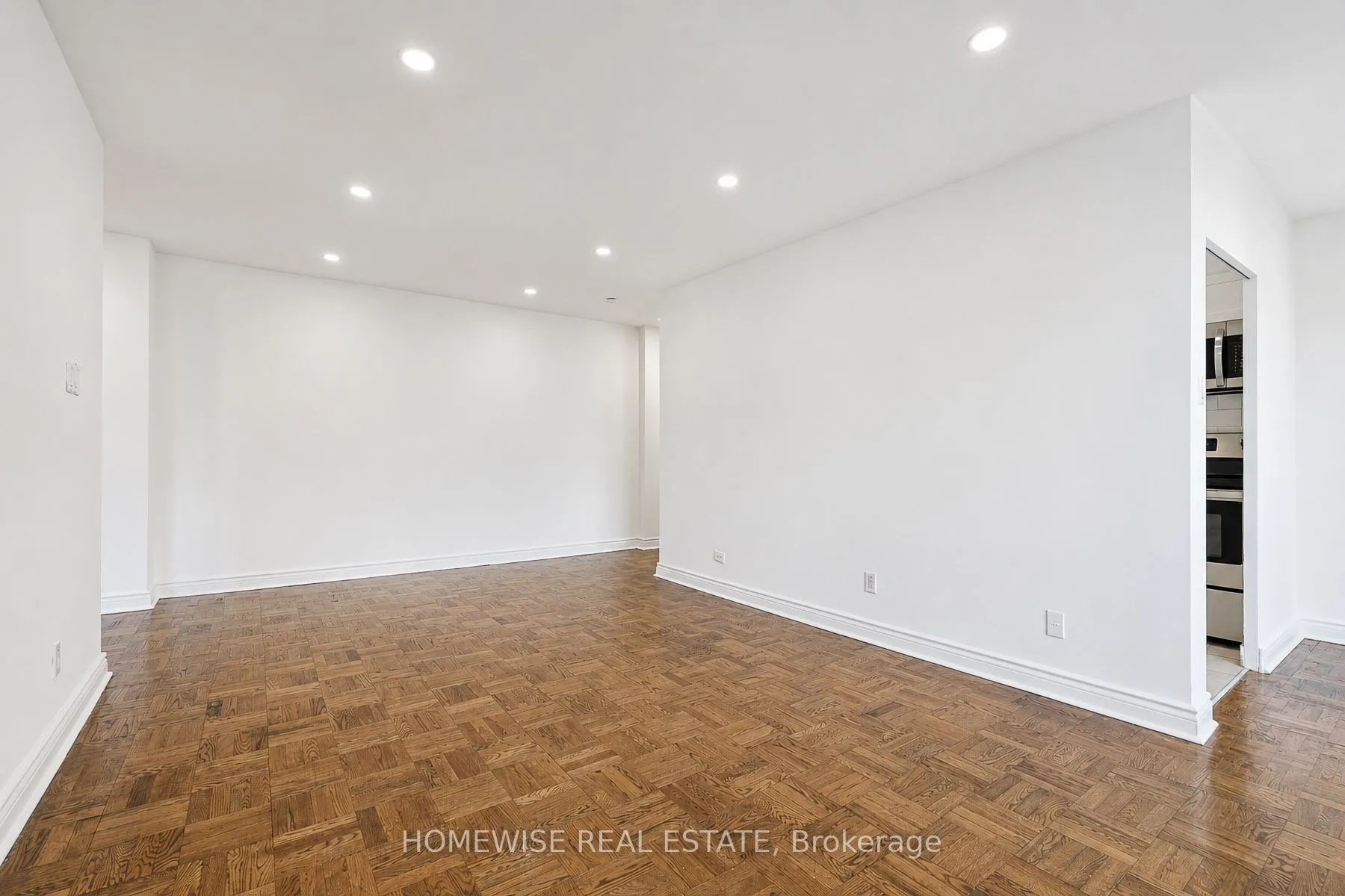 2500 Bathurst Street #401