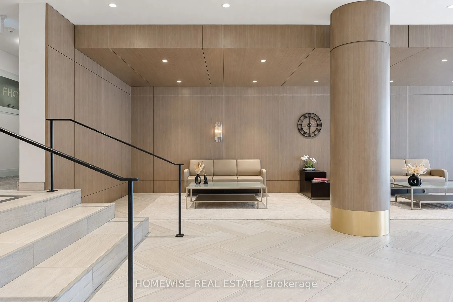 2500 Bathurst Street #401