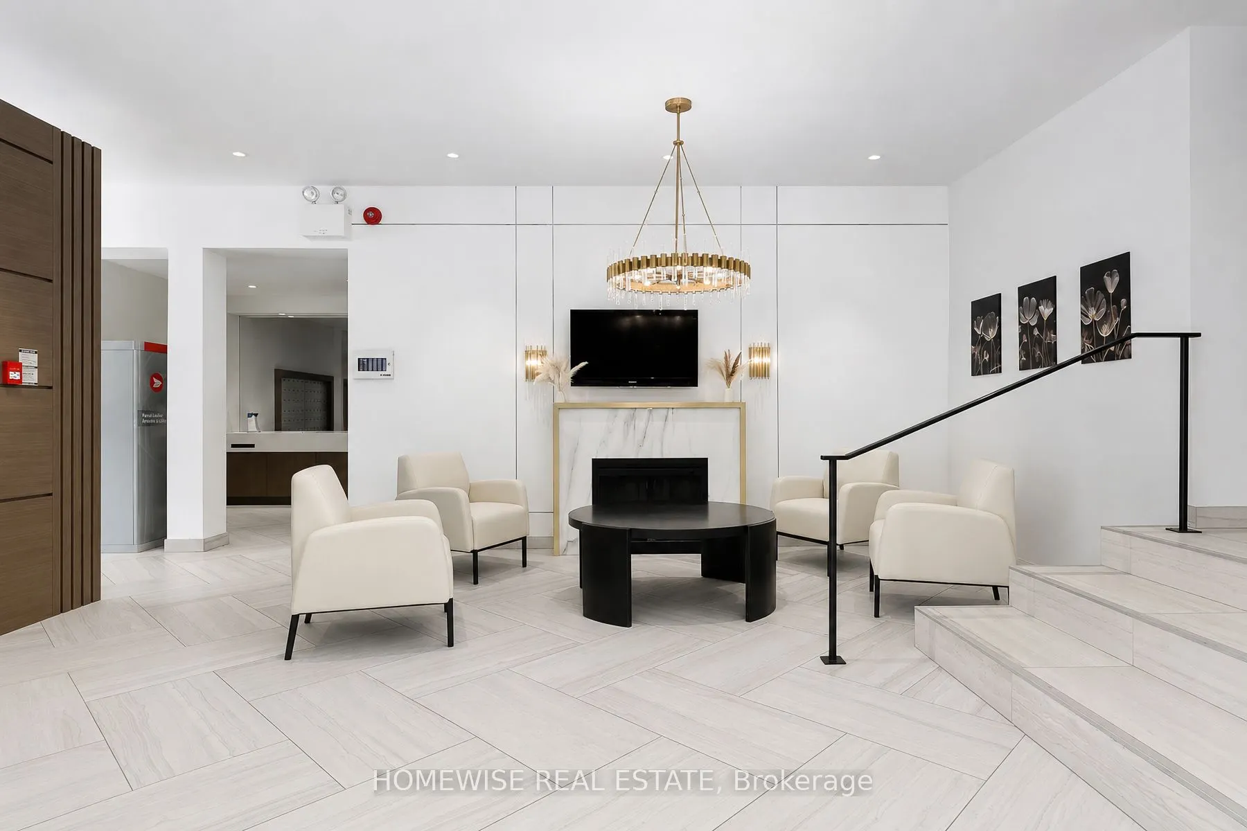 2500 Bathurst Street #401