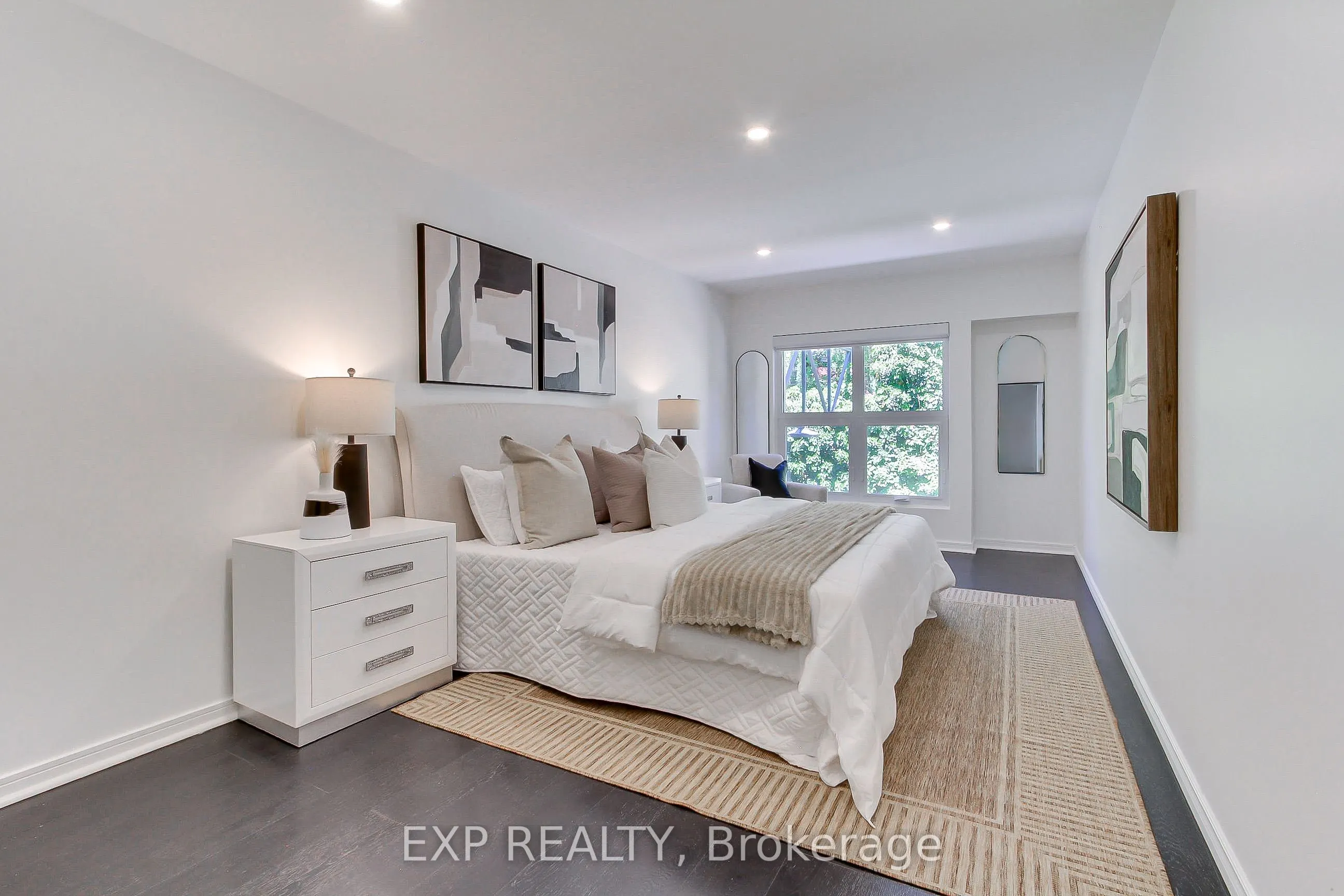 306 Sackville Street #4
