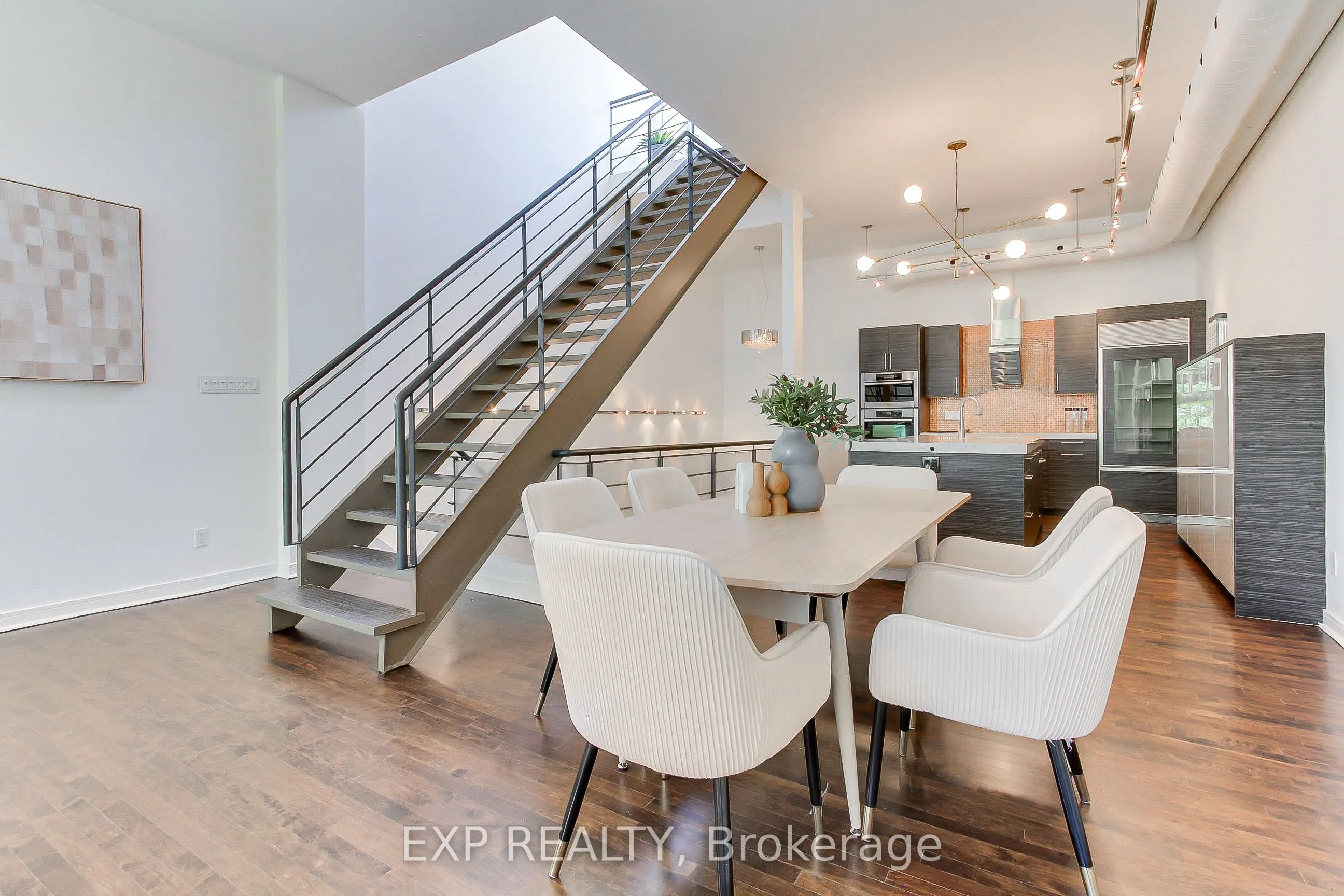 306 Sackville Street #4