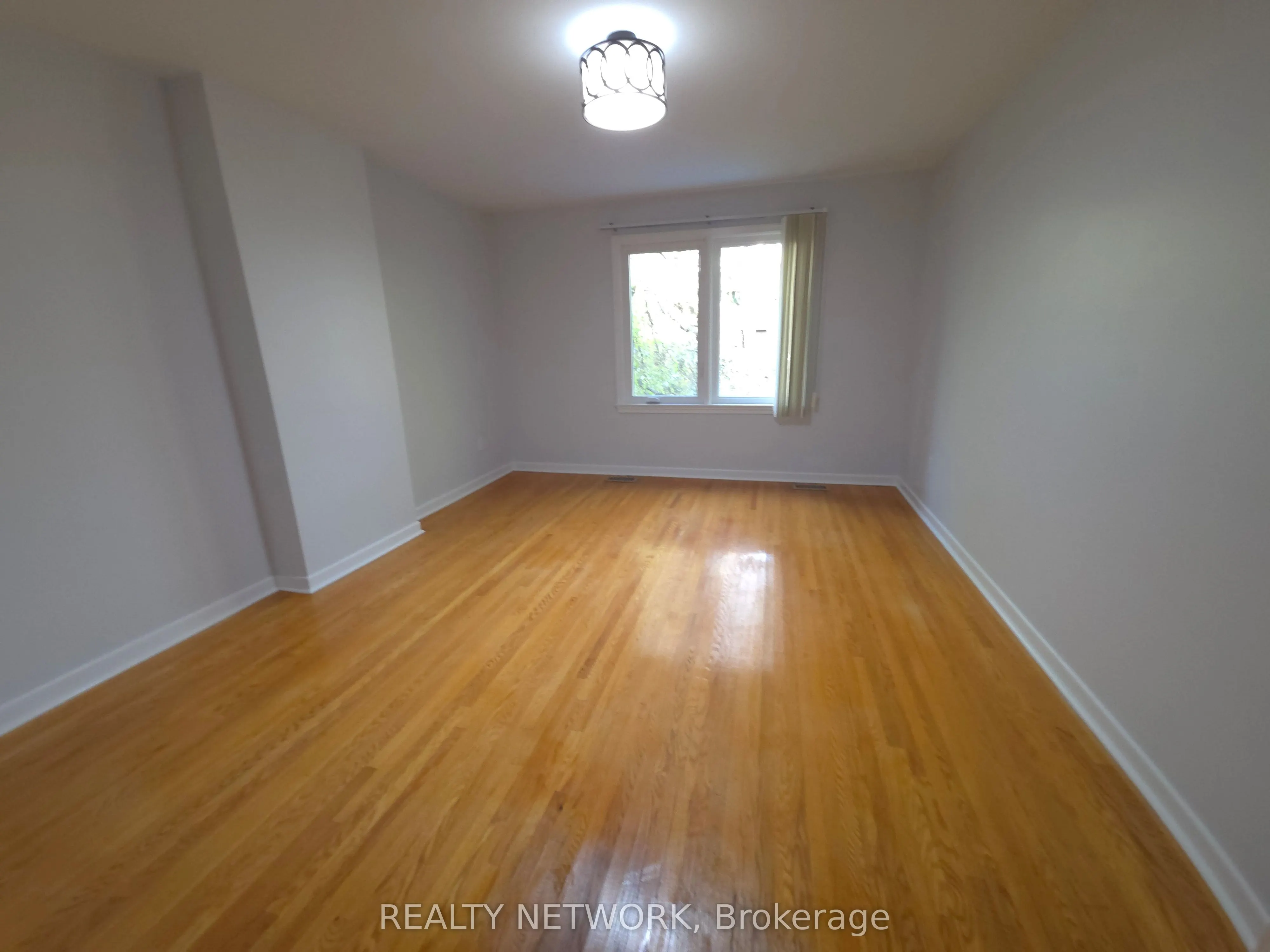89 Elmsthorpe Avenue